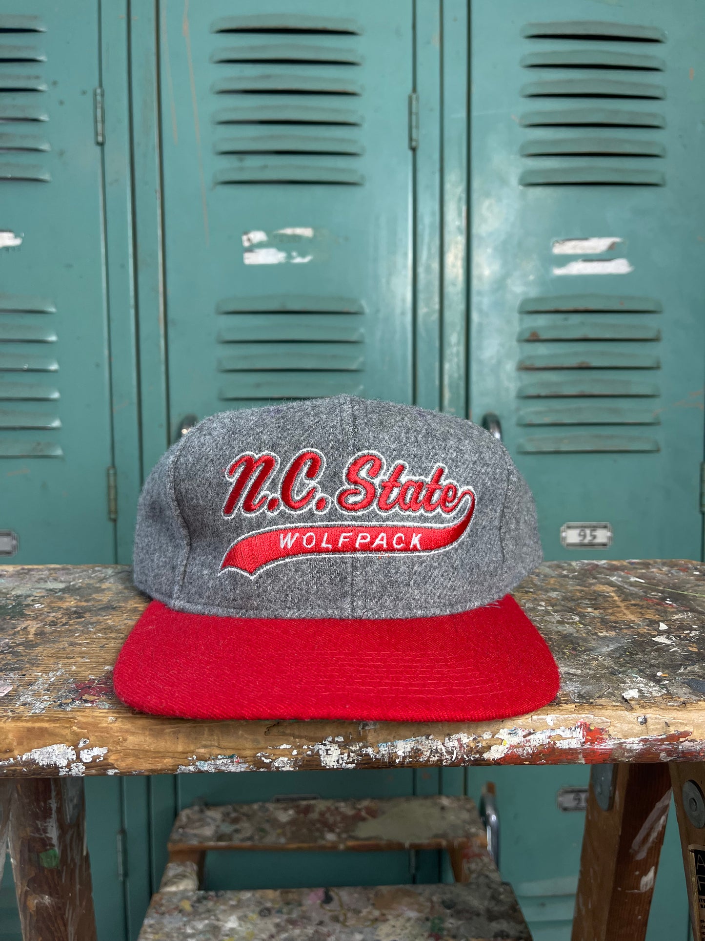 90’s NC State Wolfpack Vintage Starter Script Snapback Hat (OSFA)