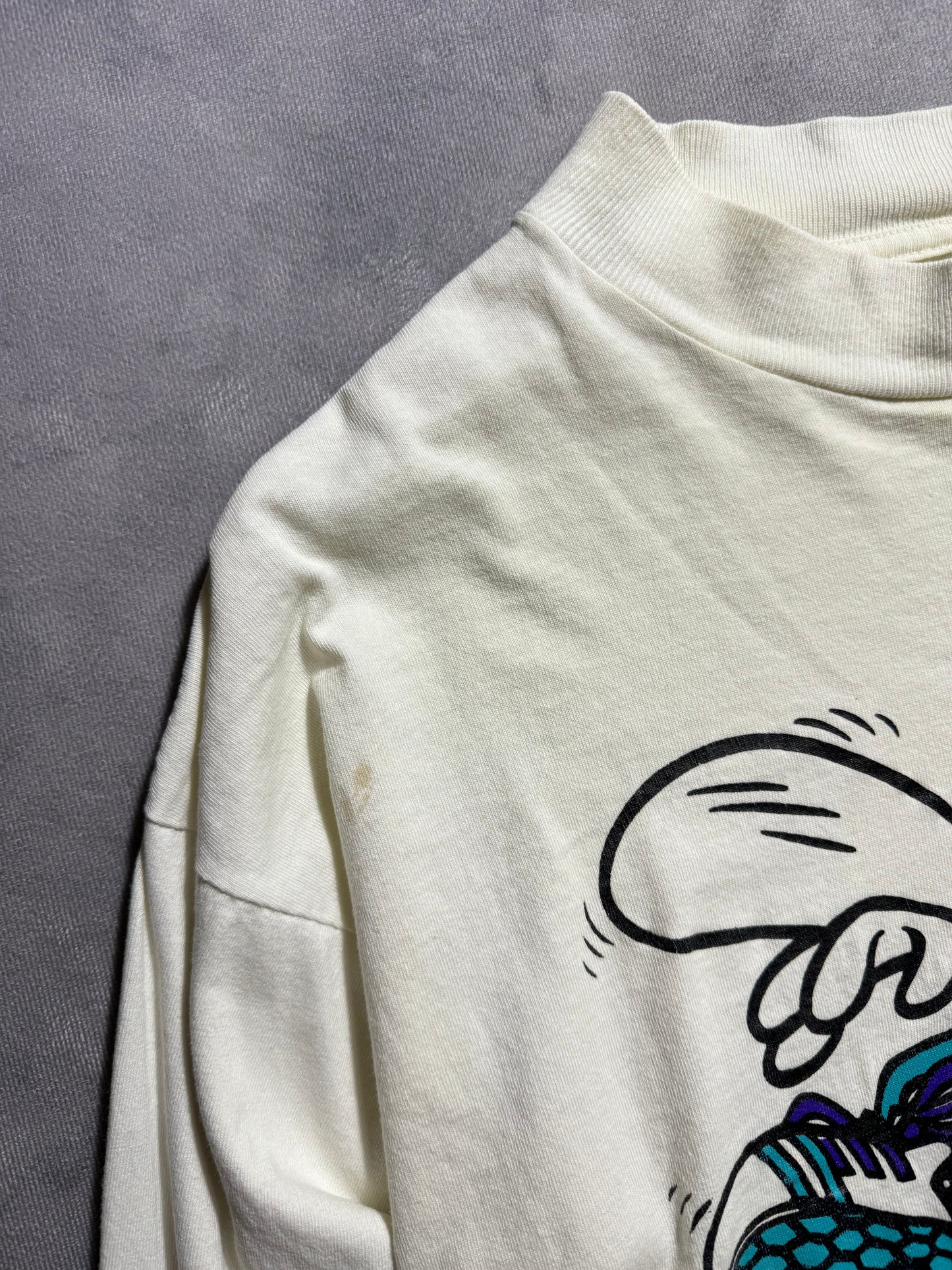 1988 Charlotte Hornets Inaugural Season Cream Off White Big Logo NBA Longsleeve Mock Neck Tee (Large)