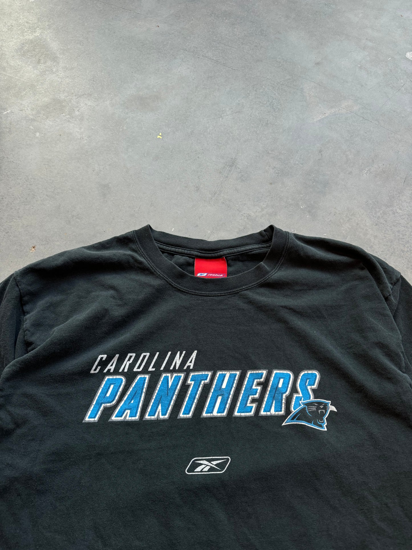 00’s Carolina Panthers Vintage Reebok NFL Spellout Tee (XL)