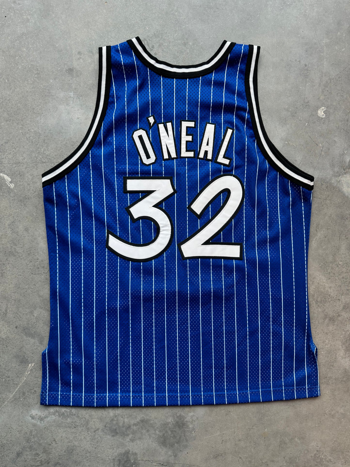 90’s Orlando Magic Shaquille O’Neal Vintage Alternate Blue Champion Pinstriped NBA Authentic Stitched Jersey (48/XL)