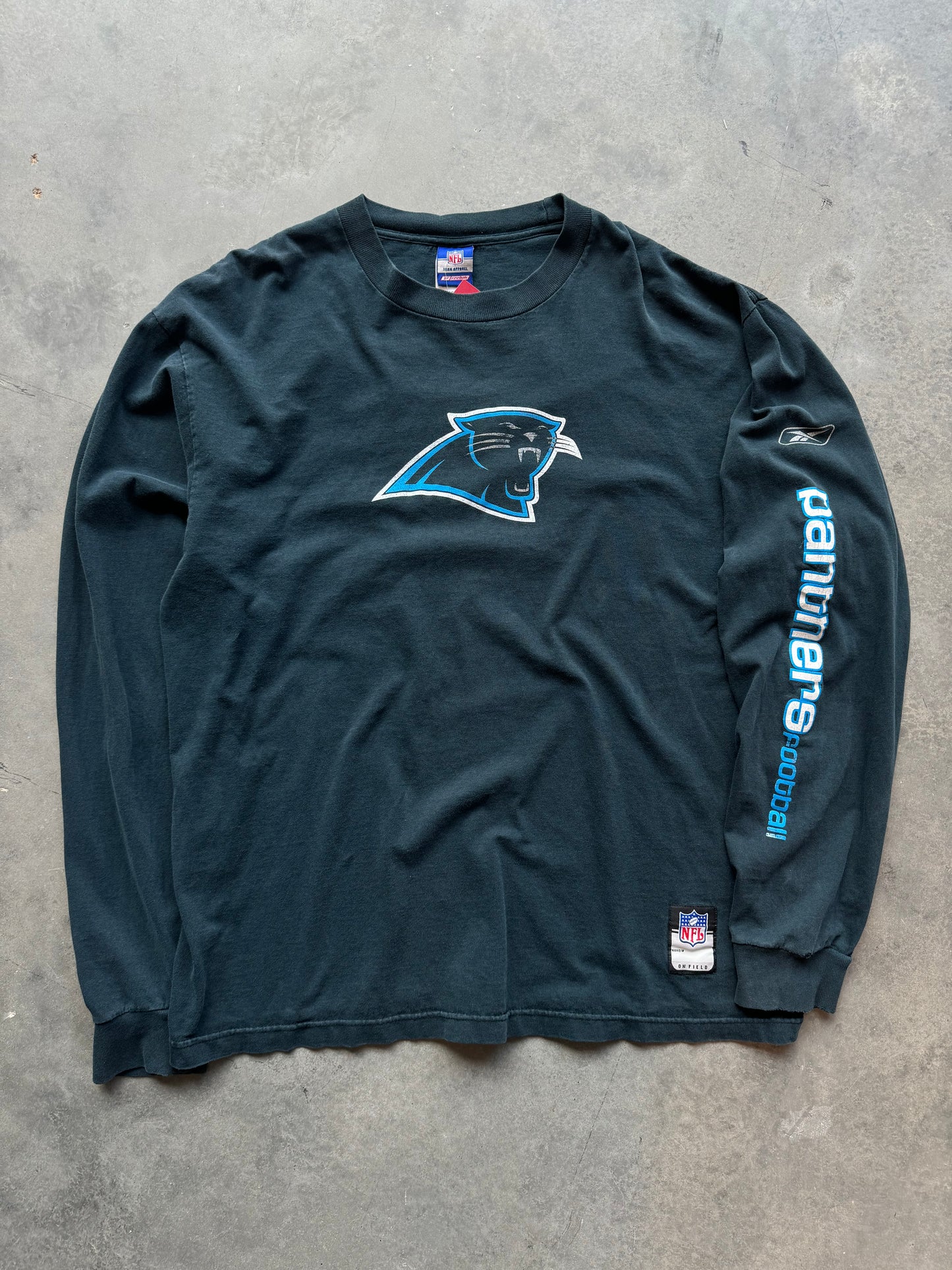 00’s Carolina Panthers Vintage Reebok Sleeve Spellout Longsleeve NFL Tee (XL)