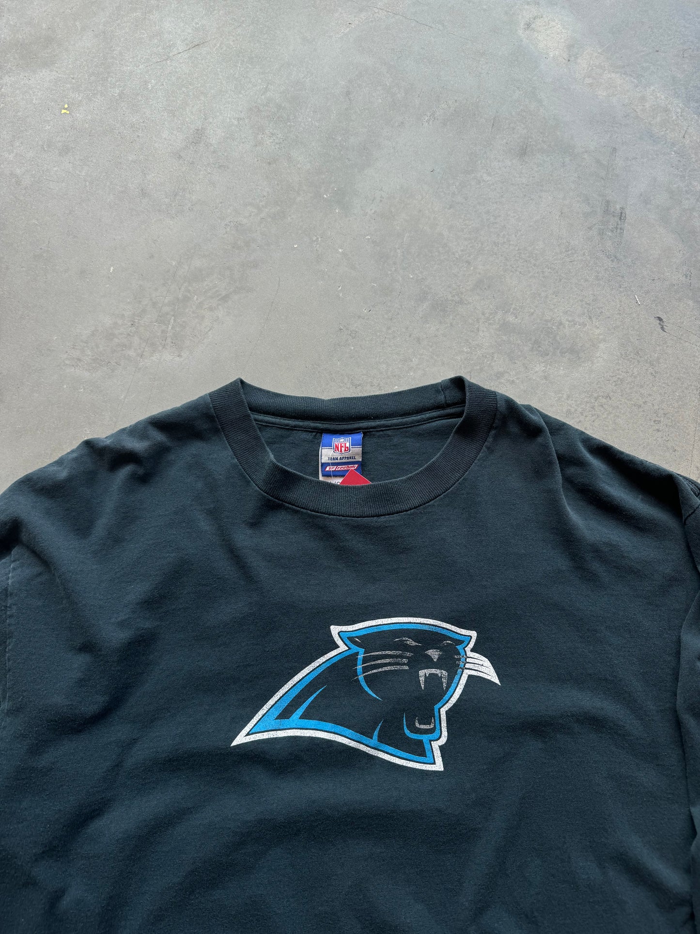 00’s Carolina Panthers Vintage Reebok Sleeve Spellout Longsleeve NFL Tee (XL)