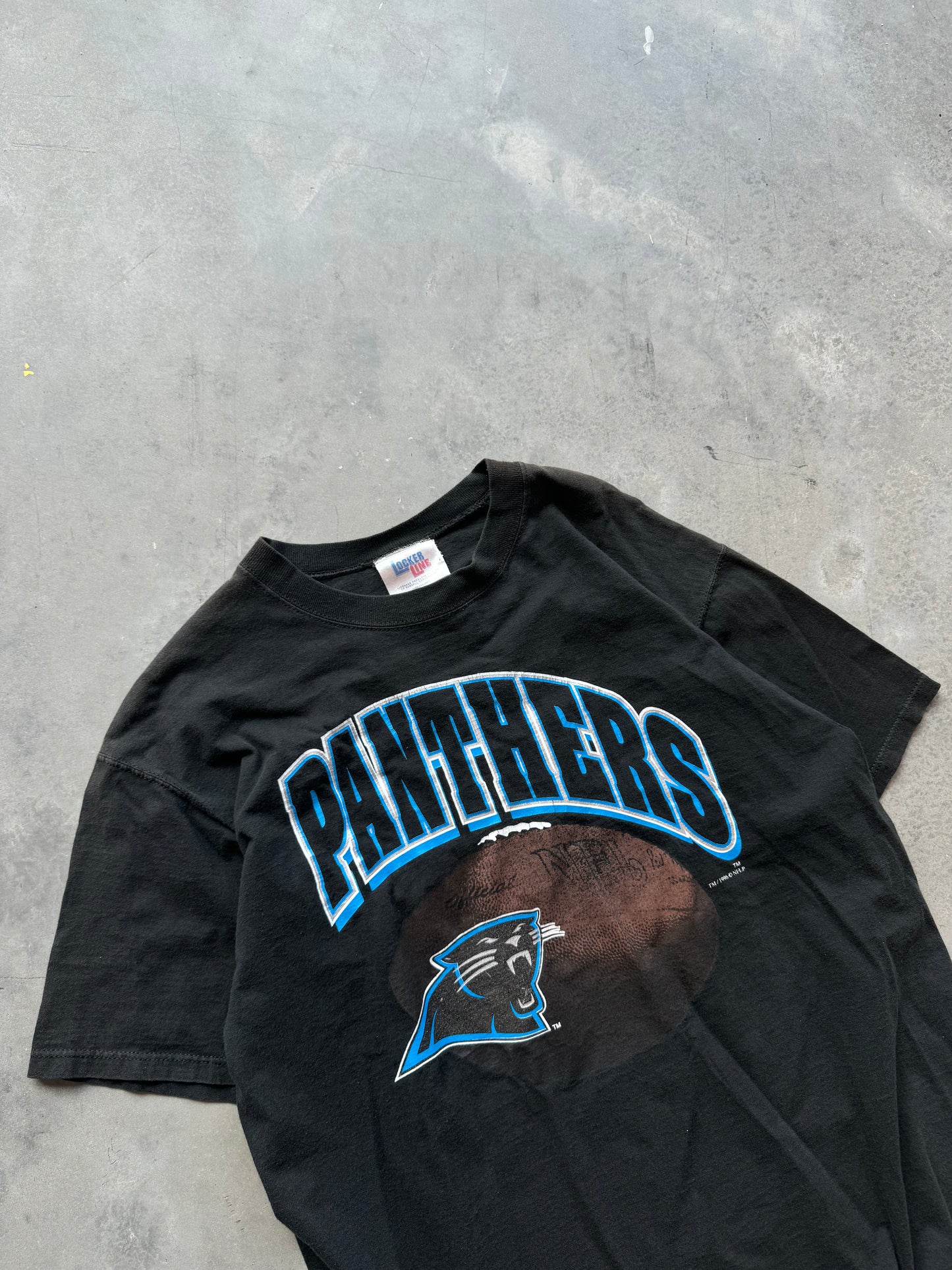 1996 Carolina Panthers Vintage Arch Spellout Locker Line NFL Tee (Large)