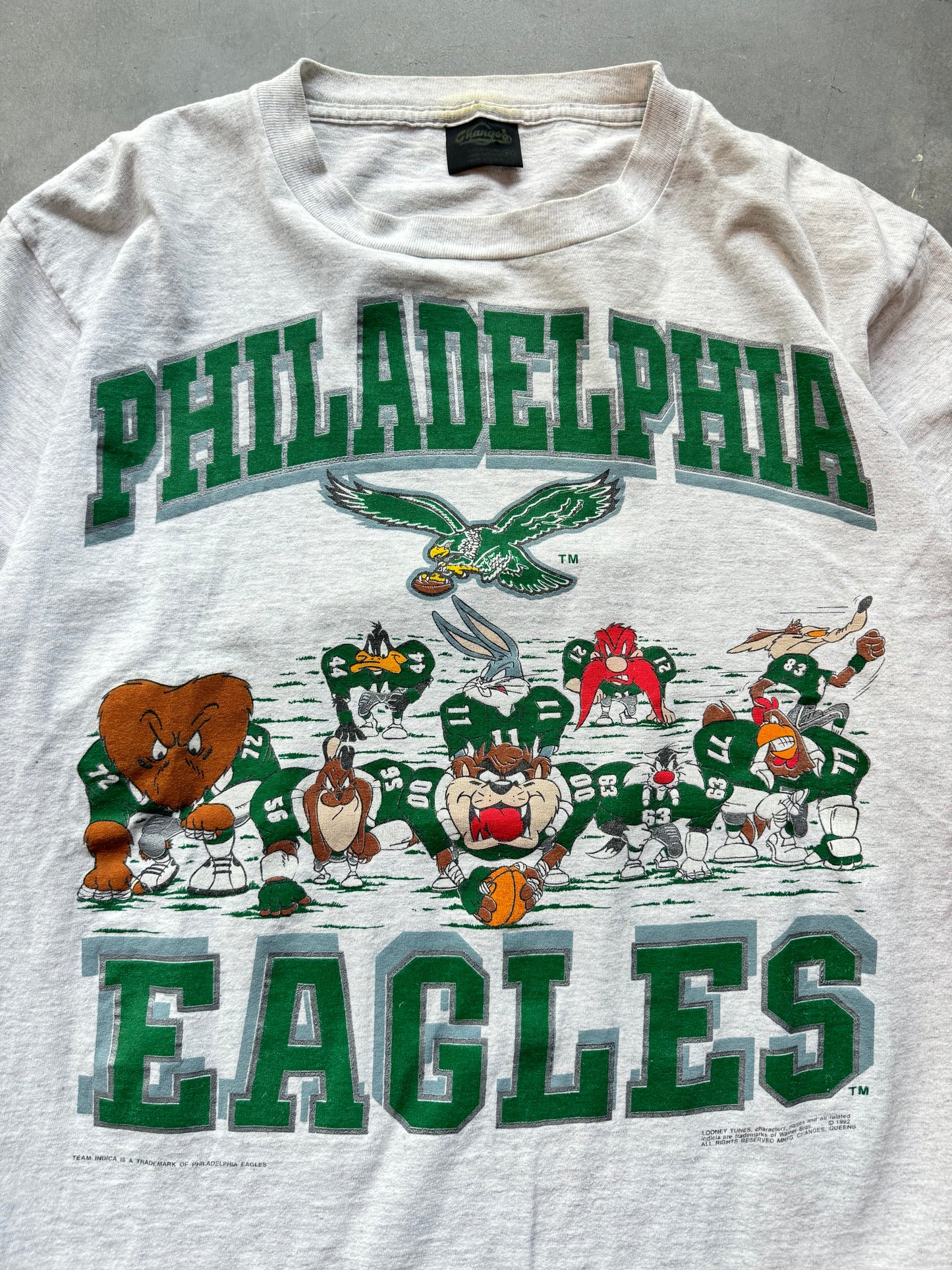 1992 Philadelphia Eagles x Looney Tunes Vintage Heather Grey Cartoon Crossover NFL Tee (XL)