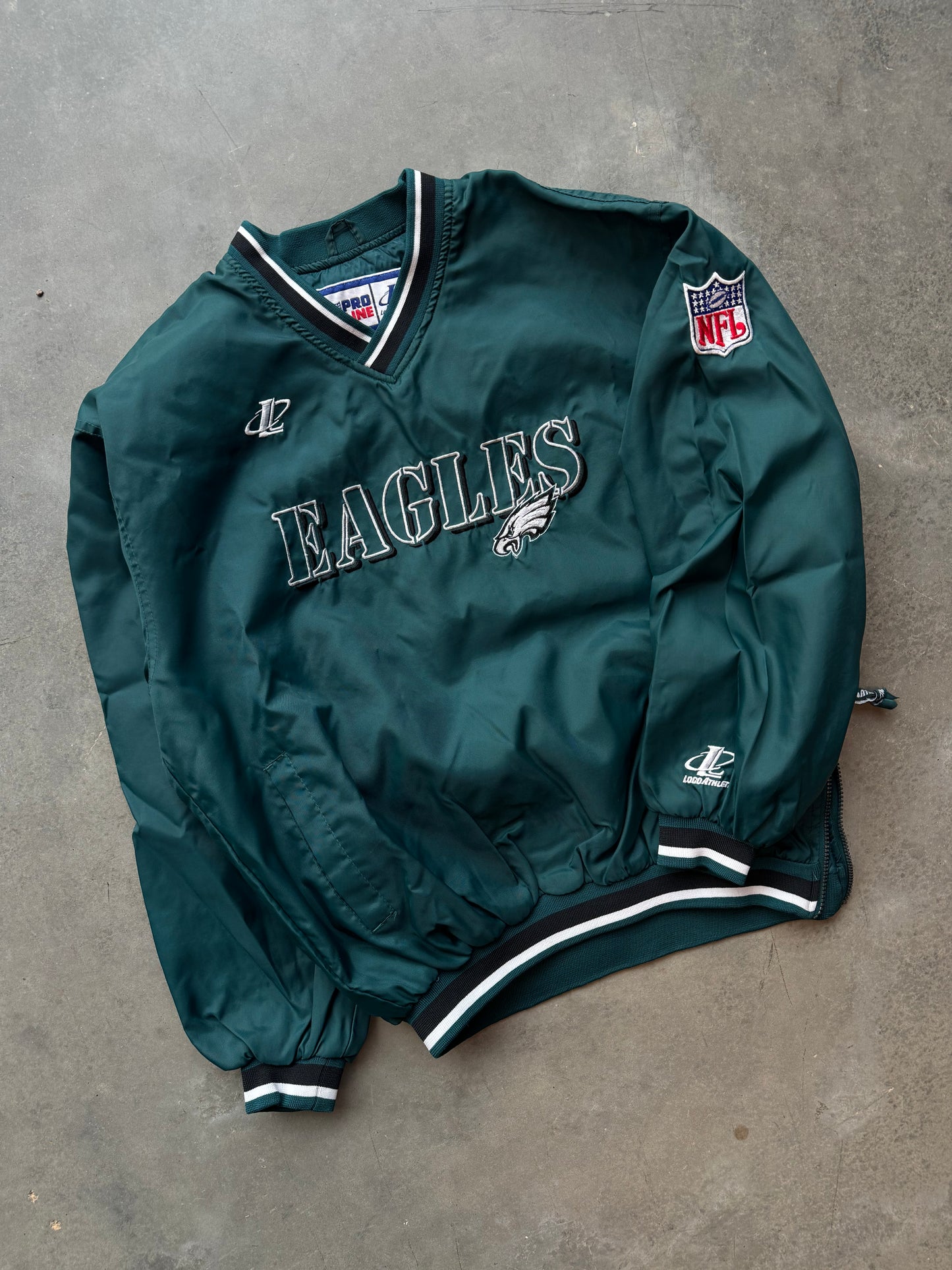 90’s Philadelphia Eagles Vintage Logo Athletic Embroidered Midnight Green NFL Pro Line Sideline Windbreaker Pullover Jacket (Medium)