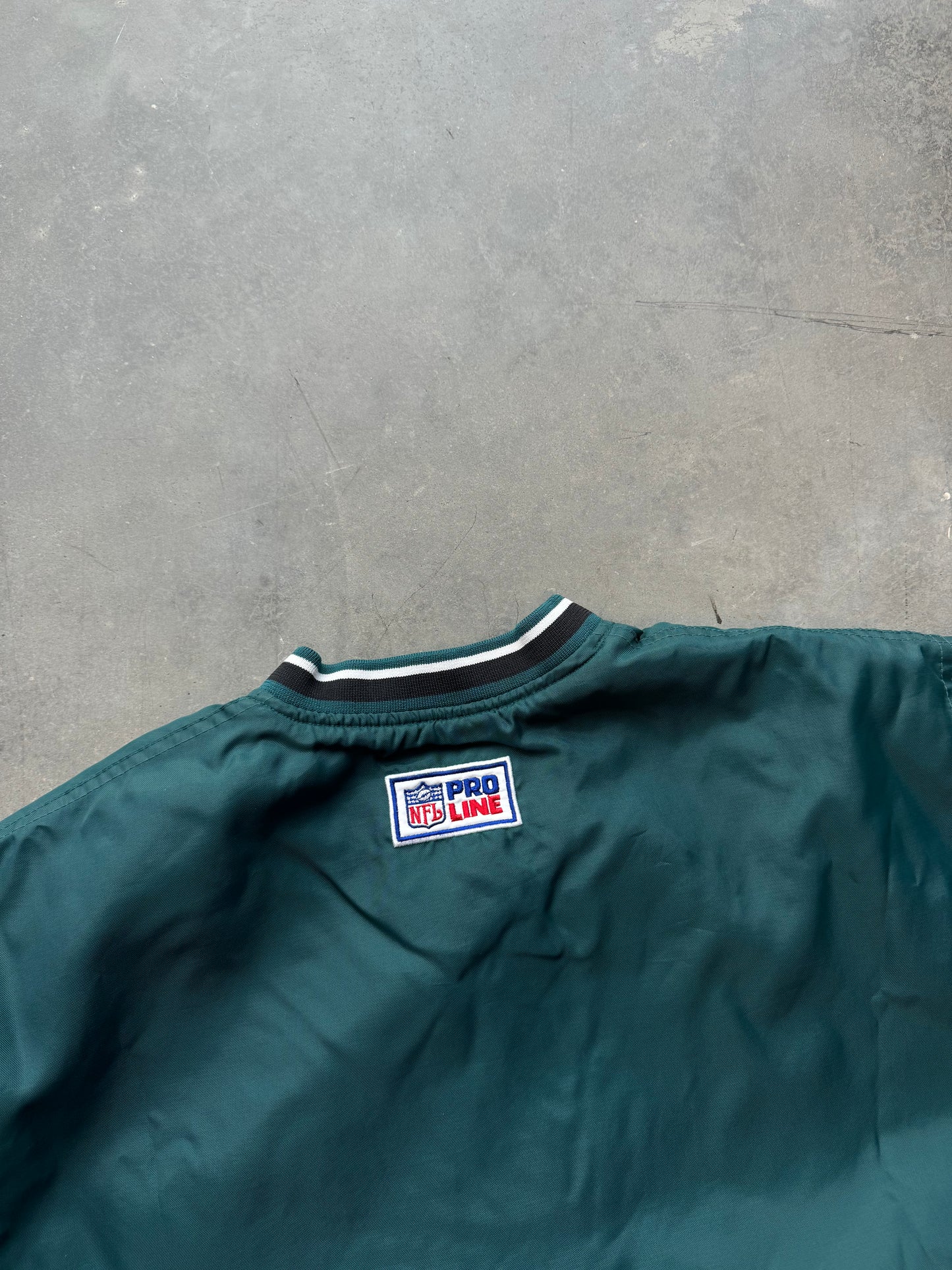 90’s Philadelphia Eagles Vintage Logo Athletic Embroidered Midnight Green NFL Pro Line Sideline Windbreaker Pullover Jacket (Medium)