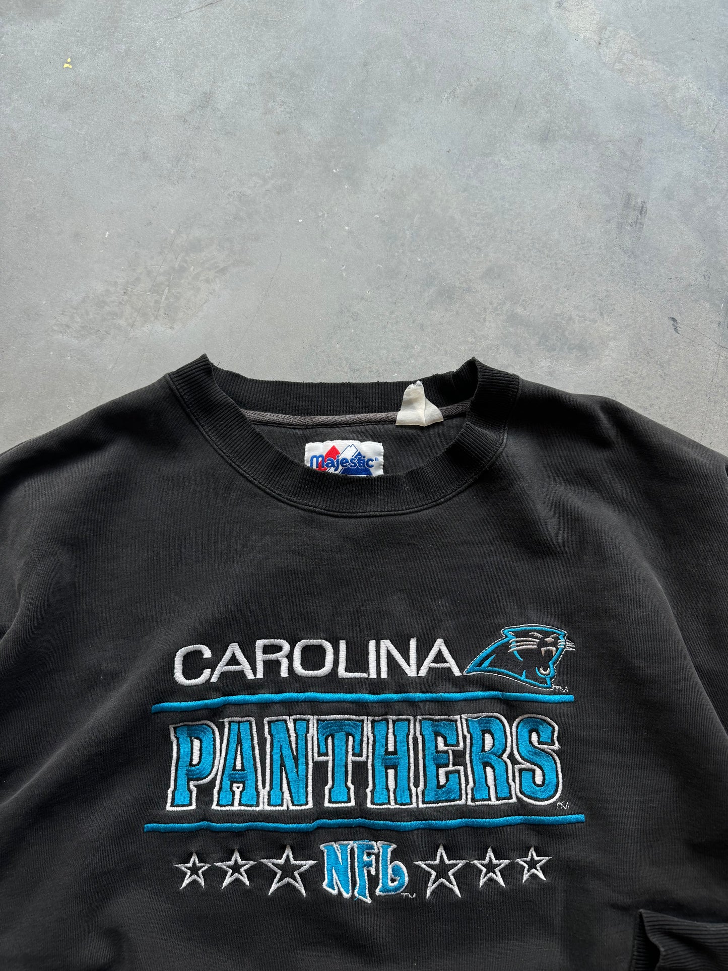 90’s Carolina Panthers Vintage Majestic Heavyweight Embroidered Distressed NFL Crewneck (XXL)