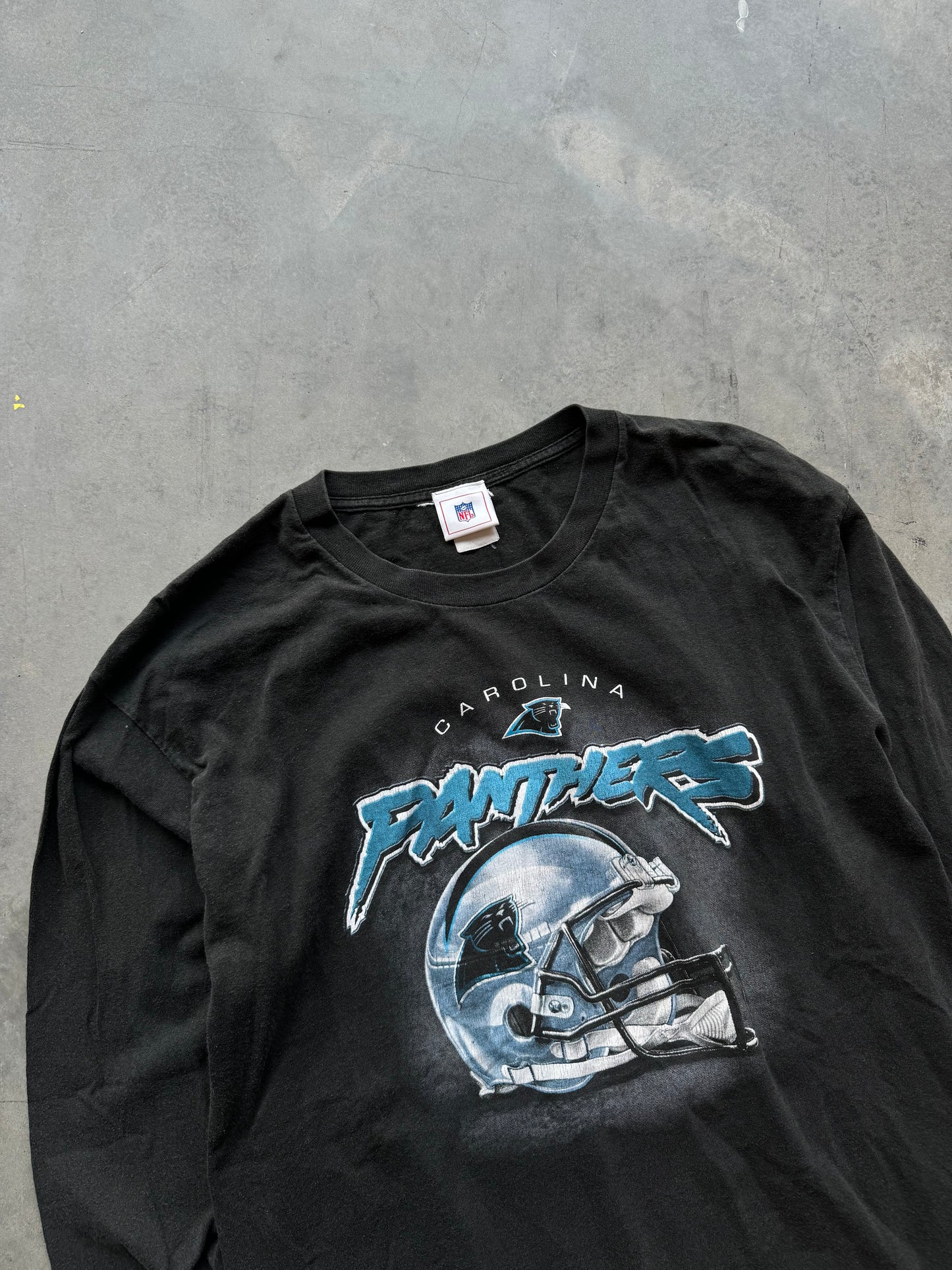 00’s Carolina Panthers Vintage Reflective Helmet NFL Longsleeve Tee (Large)