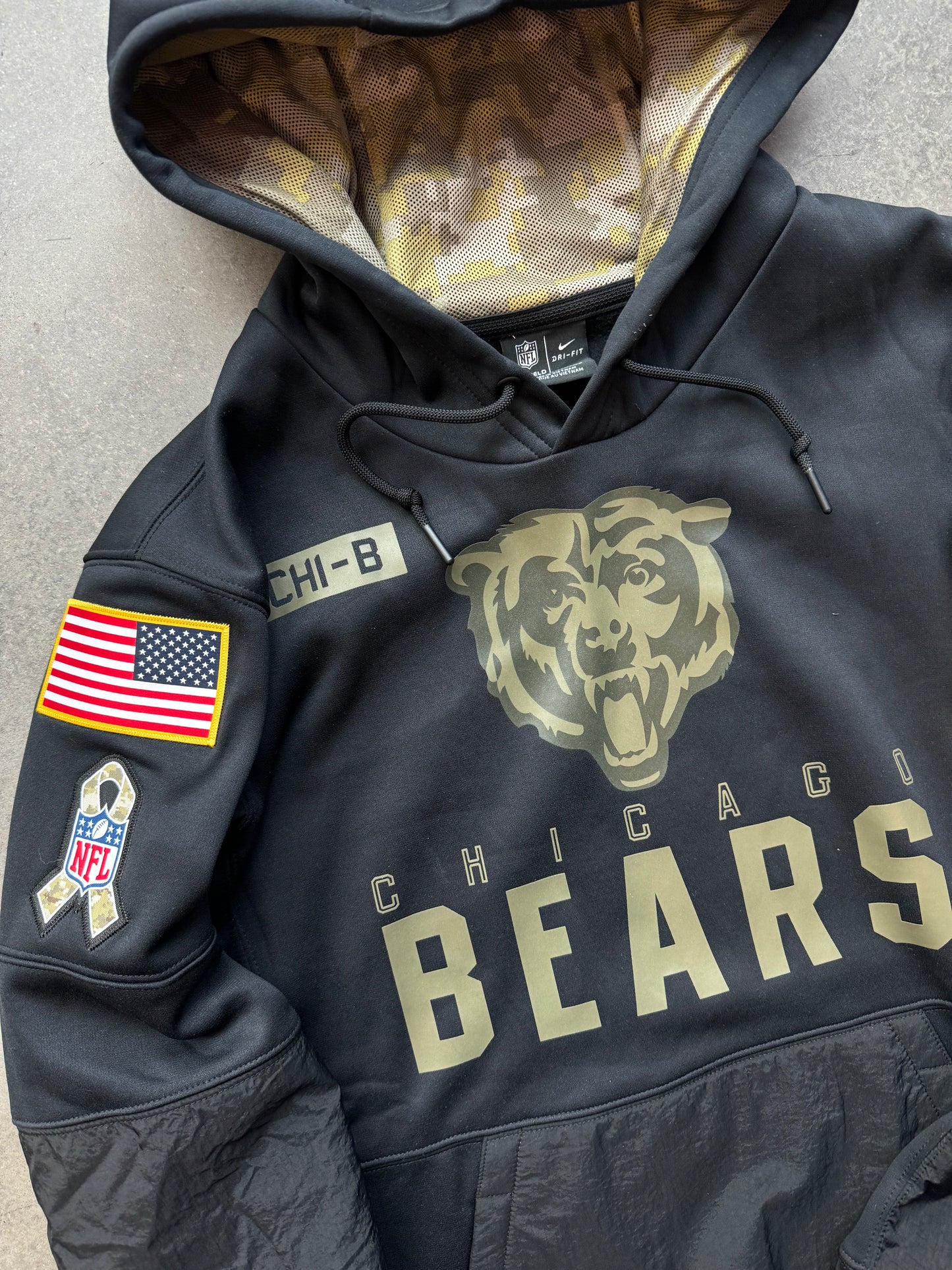 2020 Chicago Bears Black Nike STS Salute To Service Sideline NFL Hoodie (Small)