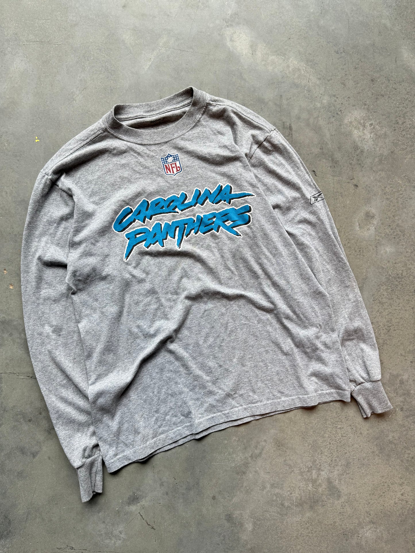 00’s Carolina Panthers Vintage Cat Scratch Font Reebok Longsleeve Tee (Small)