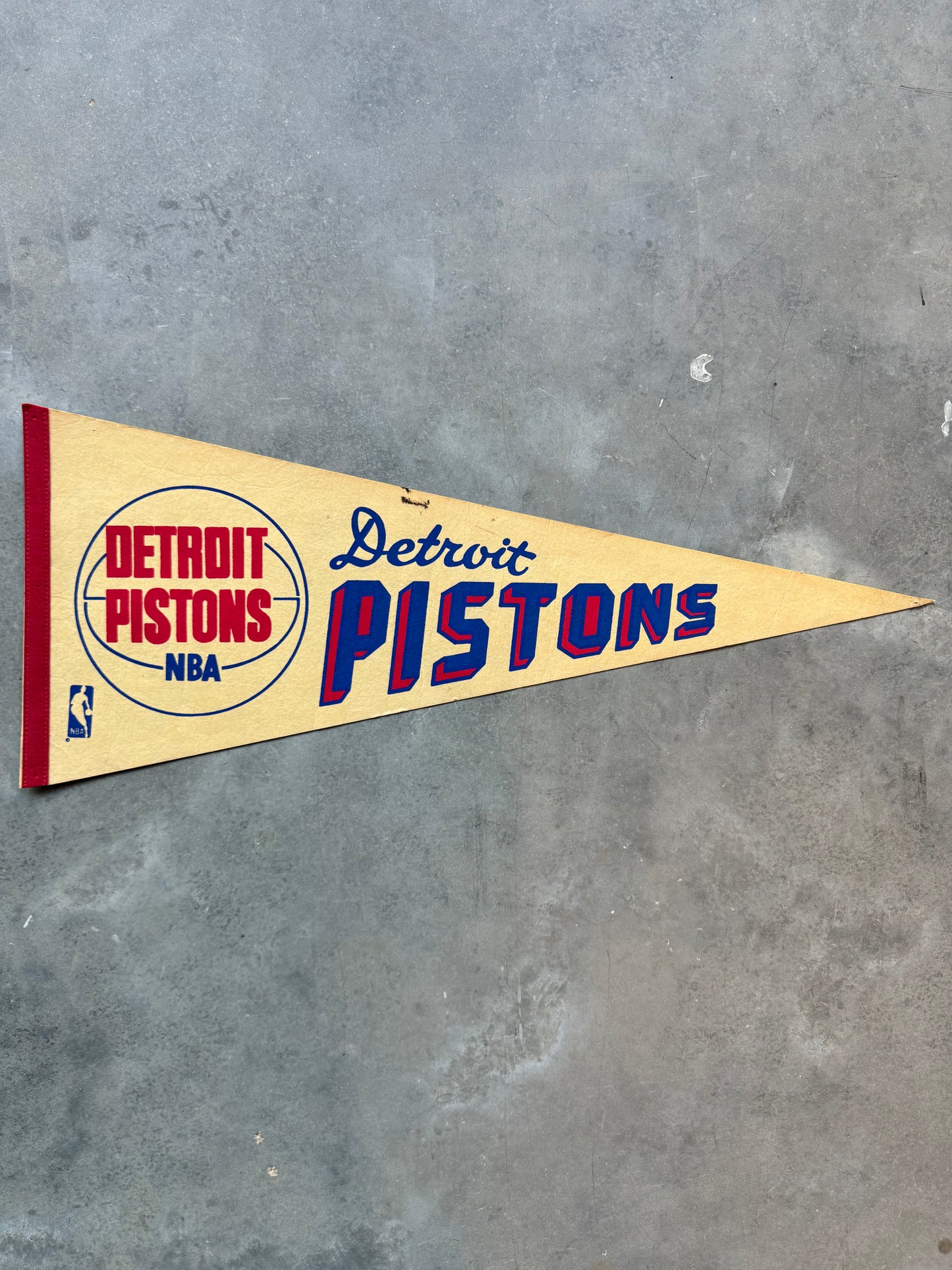 70’s Detroit Pistons Vintage Cream Off White NBA Script Pennant