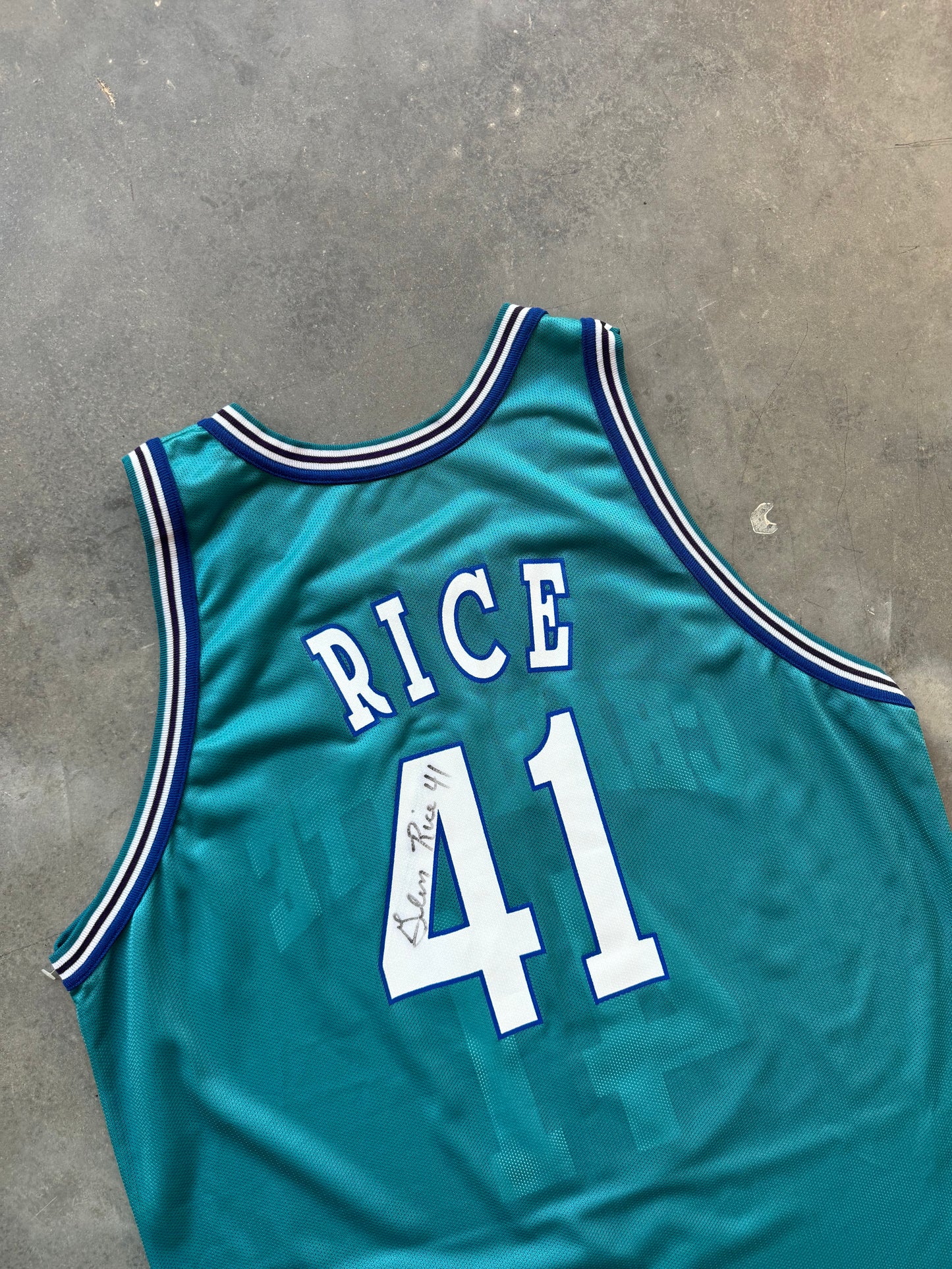 1995/1996 Charlotte Hornets Glen Rice Vintage Teal Champion NBA Jersey - Deadstock & Signed (52/XXL)