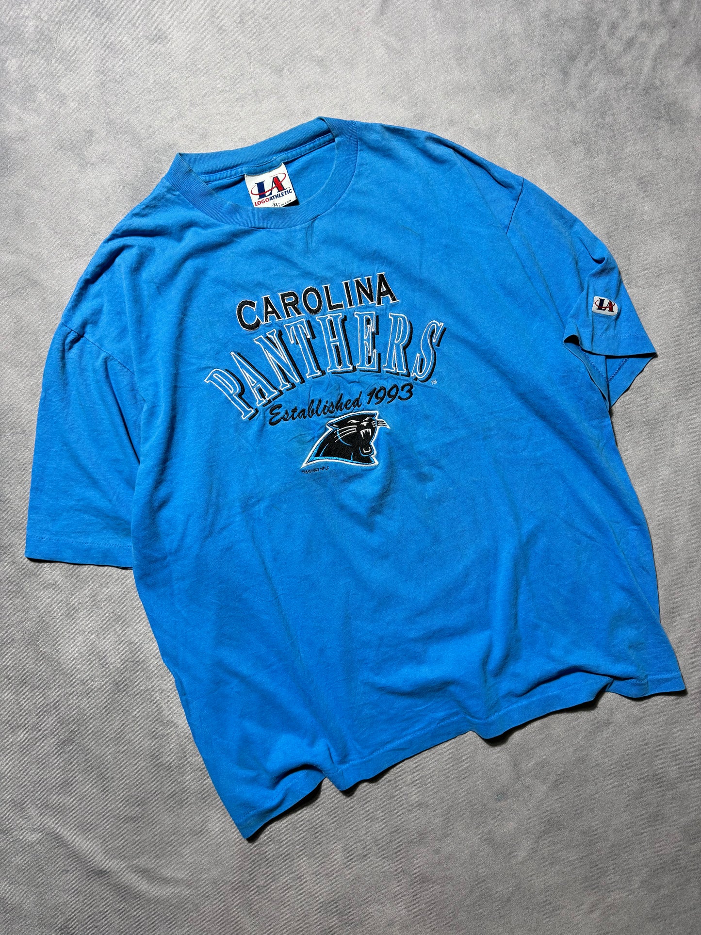1993 Carolina Panthers Vintage Blue Logo Athletic Embroidered Spellout NFL Tee (XL)