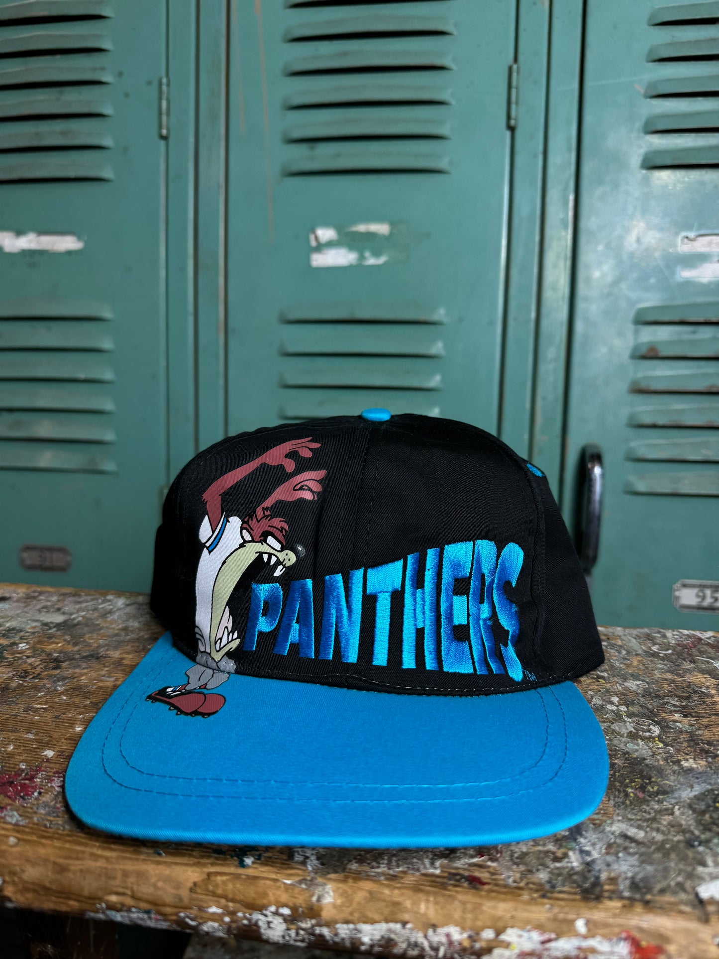 1994 Carolina Panthers x Taz Looney Tunes Vintage NFL Snapback Hat (OSFA)