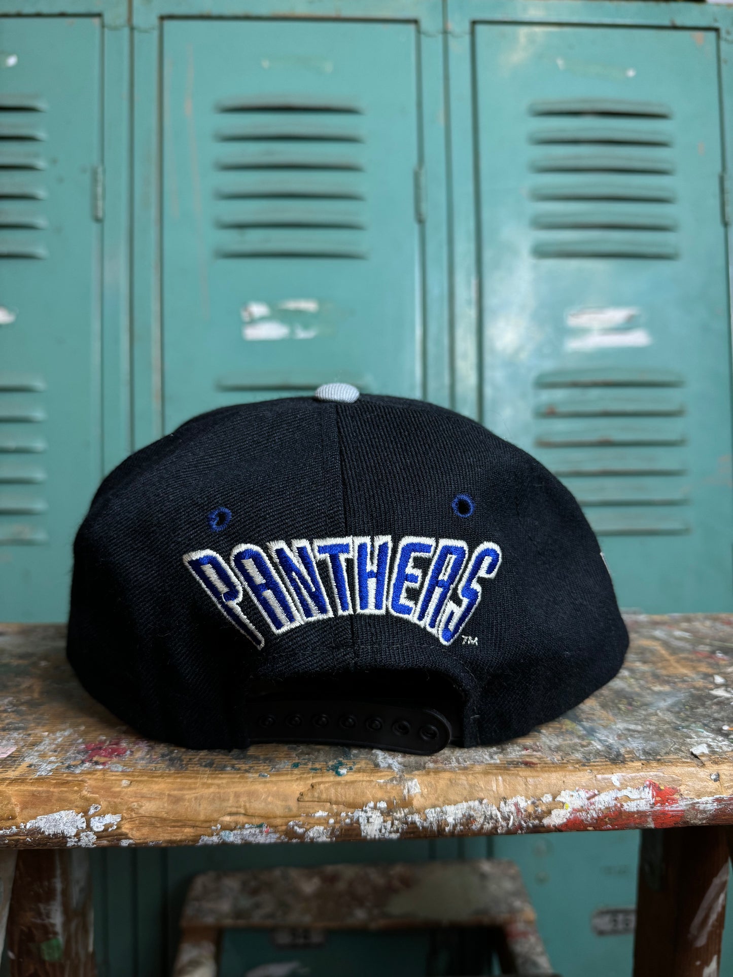 90’s Carolina Panthers Vintage Back Spellout NFL Snapback Hat (OSFA)