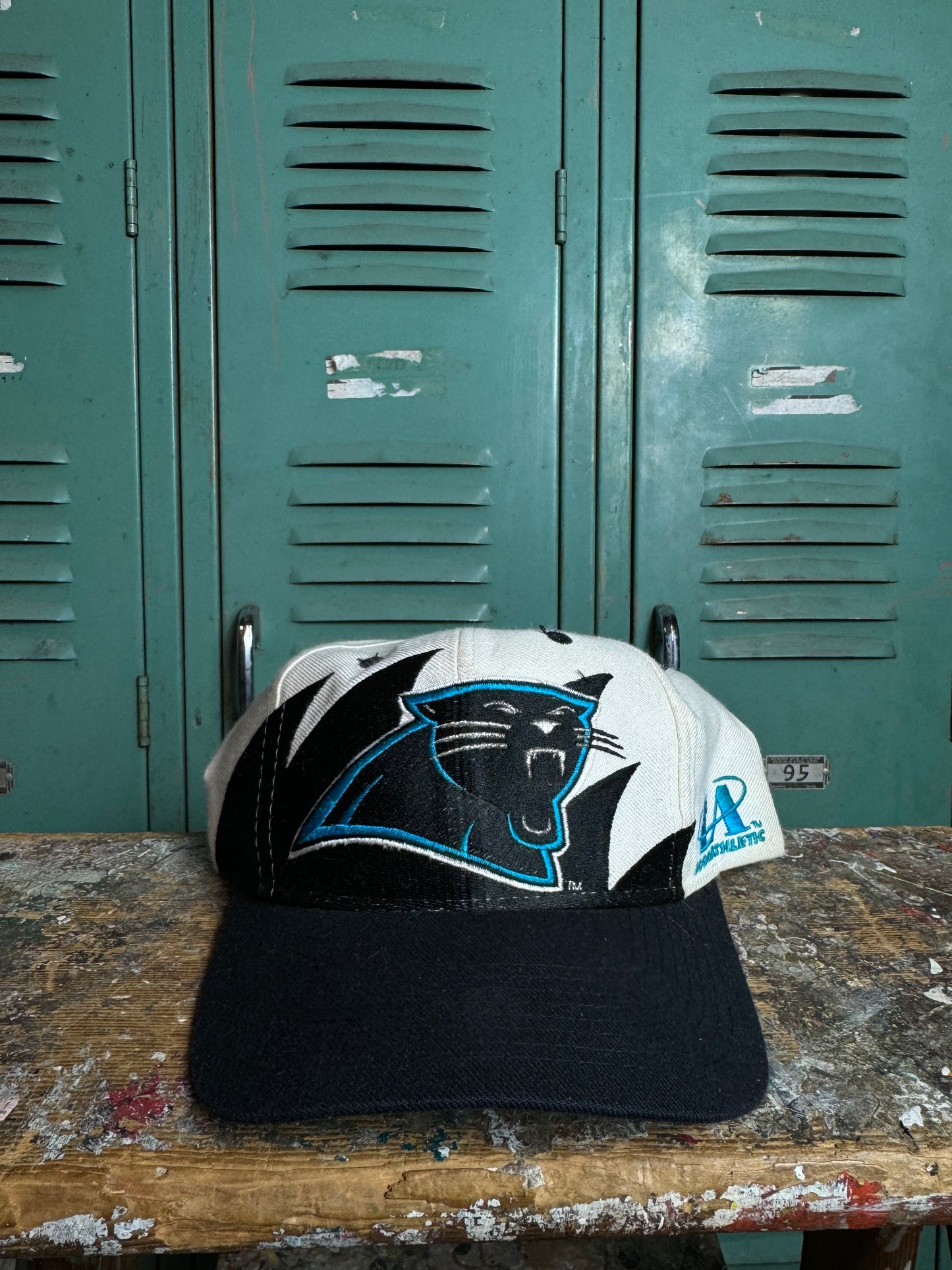 90’s Carolina Panthers Vintage Logo Athletic Sharktooth NFL Snapback Hat (OSFA)