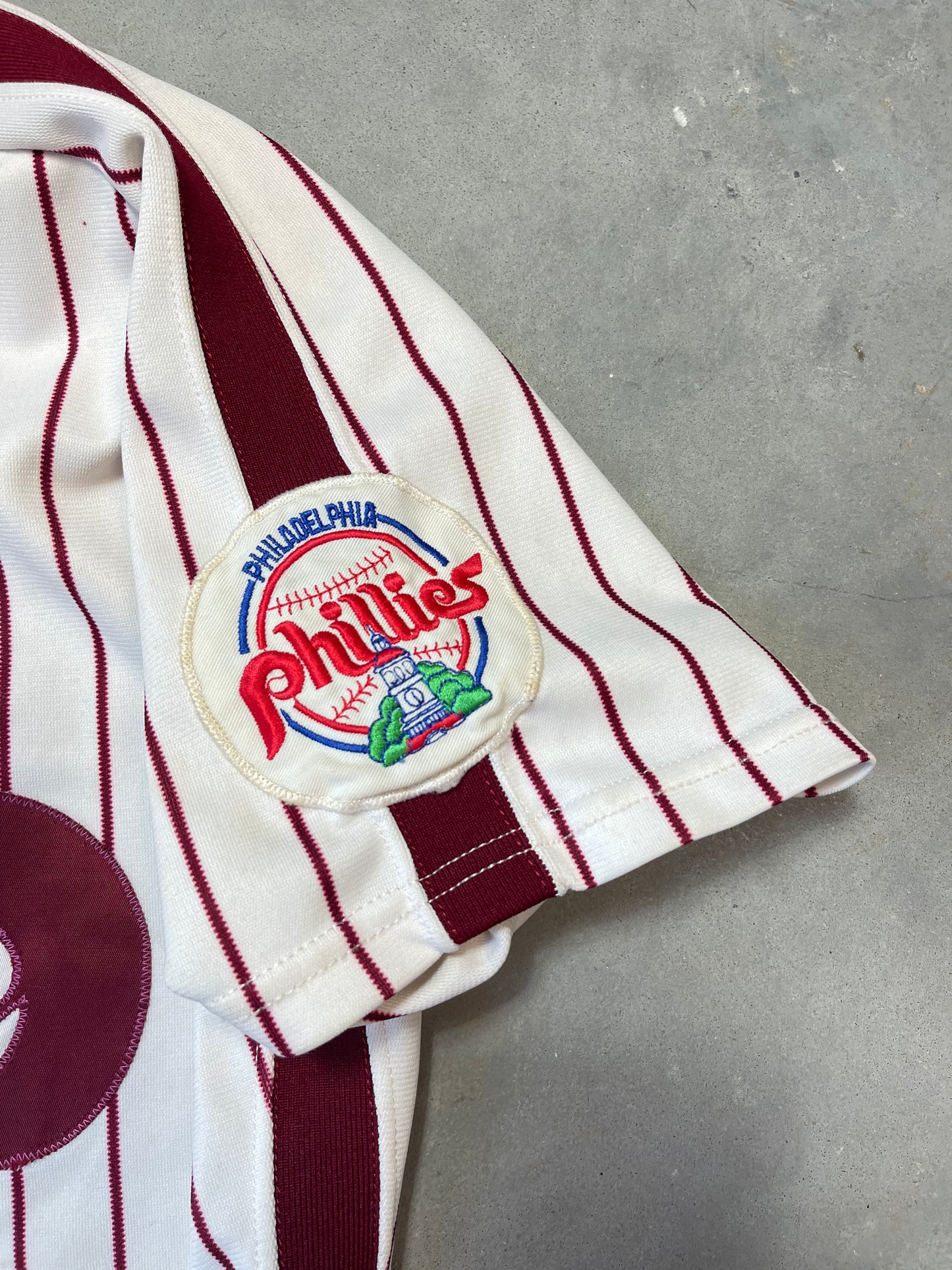 1988 Philadelphia Phillies Keith Miller Game Worn Rawlings Maroon Pinstriped MLB Jersey (44/Fits Medium)