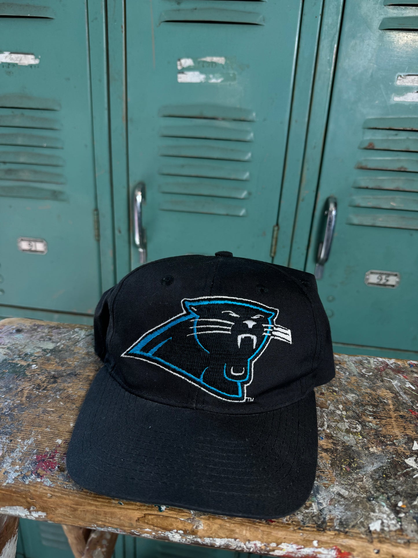 90’s Carolina Panthers Vintage Sun Faded Big Logo NFL Snapback Hat (OSFA)