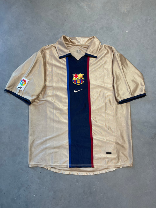 2001/2002 FC Barcelona Vintage Nike Away Kit Soccer Jersey (Medium)