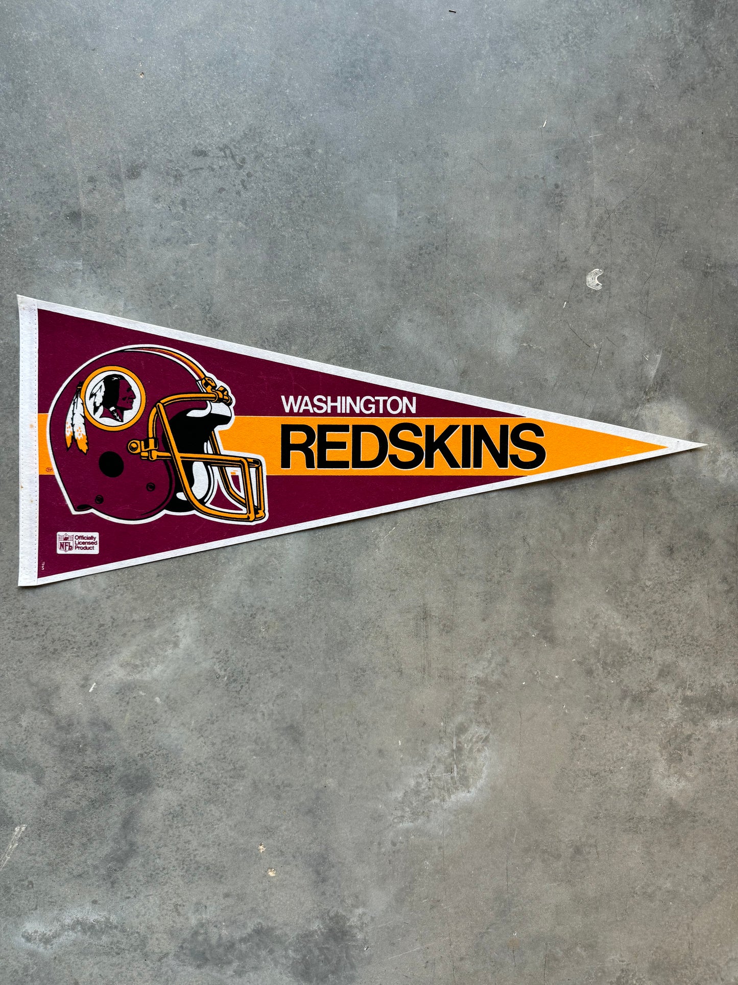 90’s Washington Redskins Vintage NFL Spellout Pennant