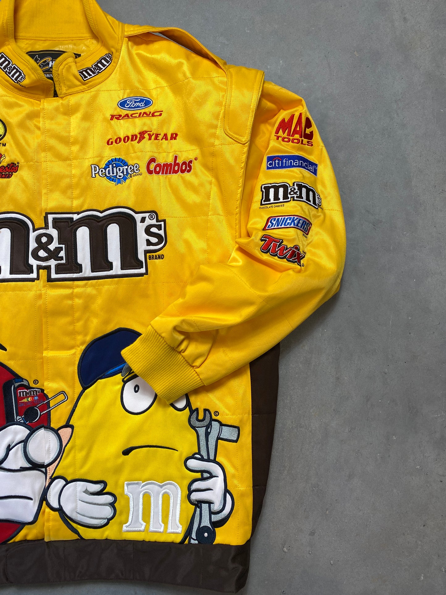 00s Elliot Sadler Pit Crew M&M’s NASCAR Chase Authentics Racing Jacket (XXL)