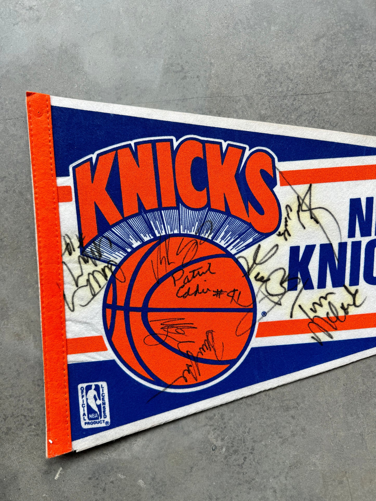 1991/1992 New York Knicks Vintage Signed NBA Pennant