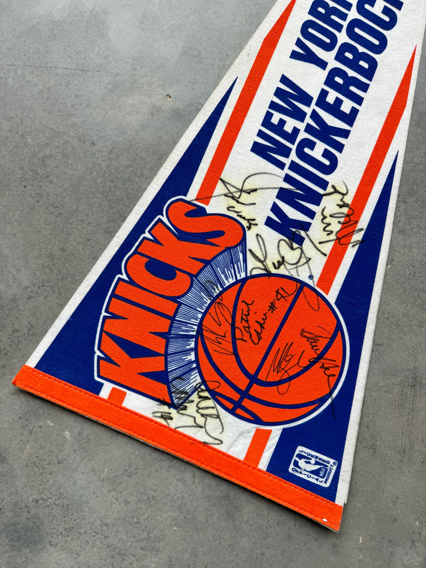 1991/1992 New York Knicks Vintage Signed NBA Pennant