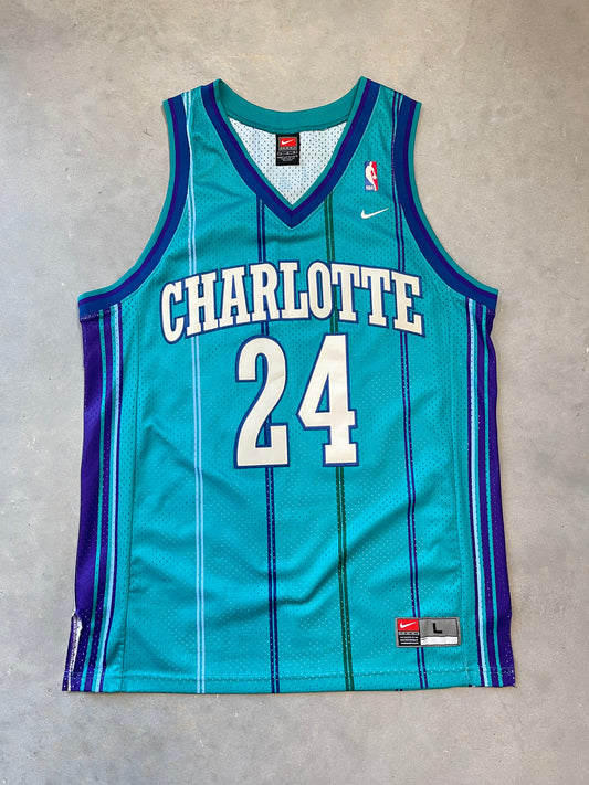 2001/2002 Charlotte Hornets Jamal Mashburn Vintage Nike NBA Swingman Stitched Jersey (Large)
