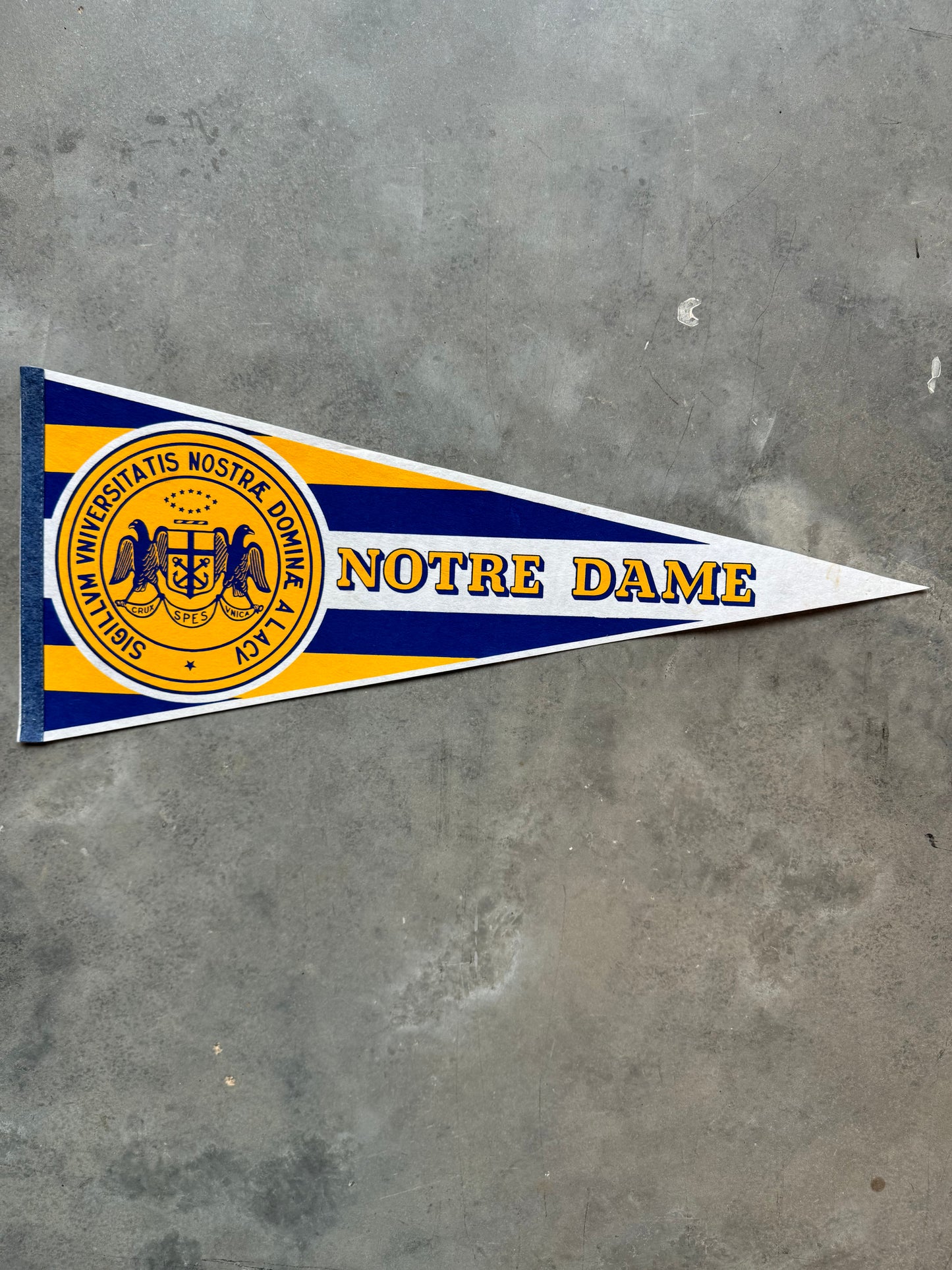 90’s Notre Dame Fighting Irish Vintage College Seal Pennant