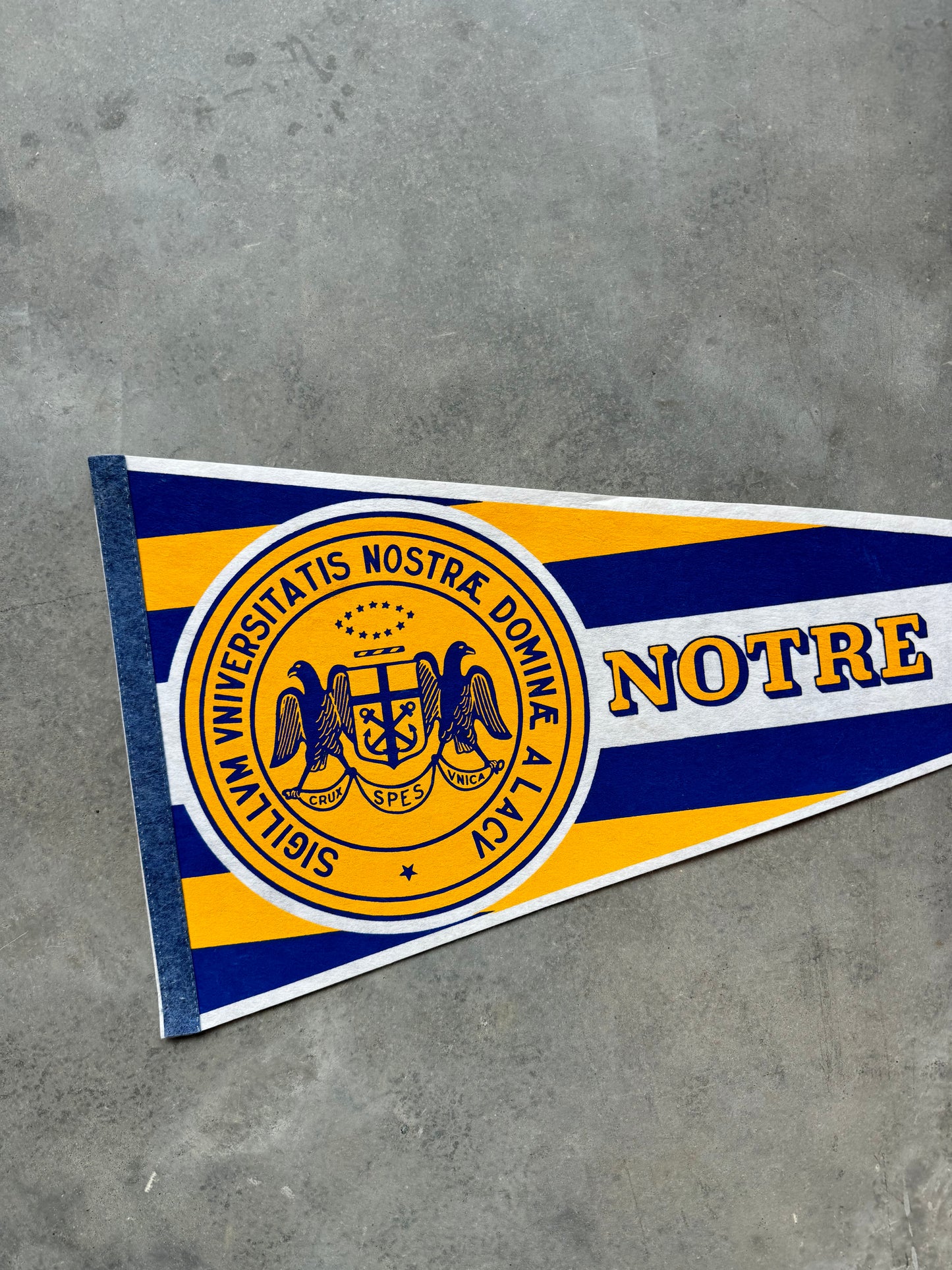 90’s Notre Dame Fighting Irish Vintage College Seal Pennant