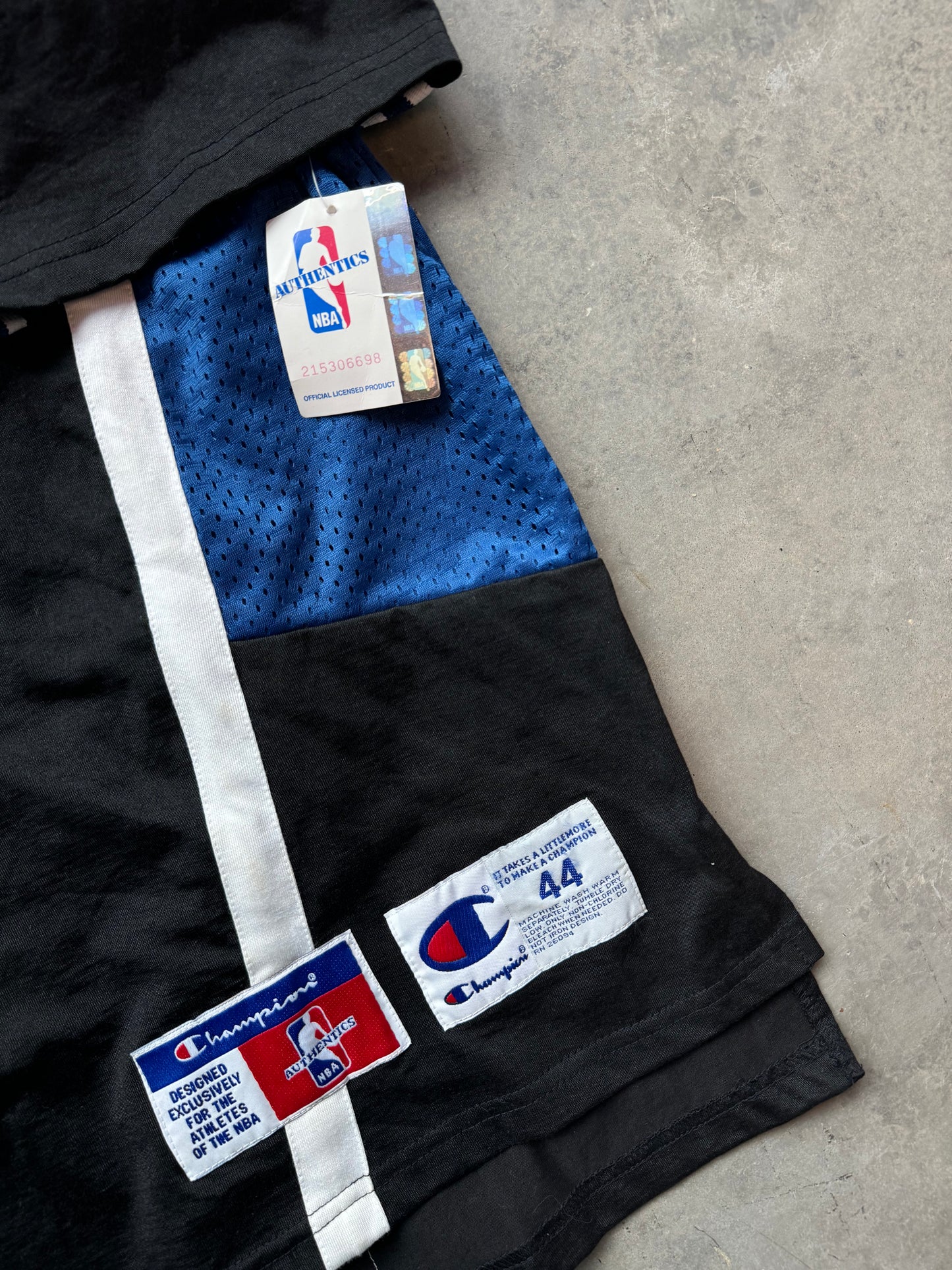 1999/2000 Philadelphia 76ers Vintage Black Authentic Champion NBA Shooting Shirt Warm Up Top - Deadstock (44/Large)