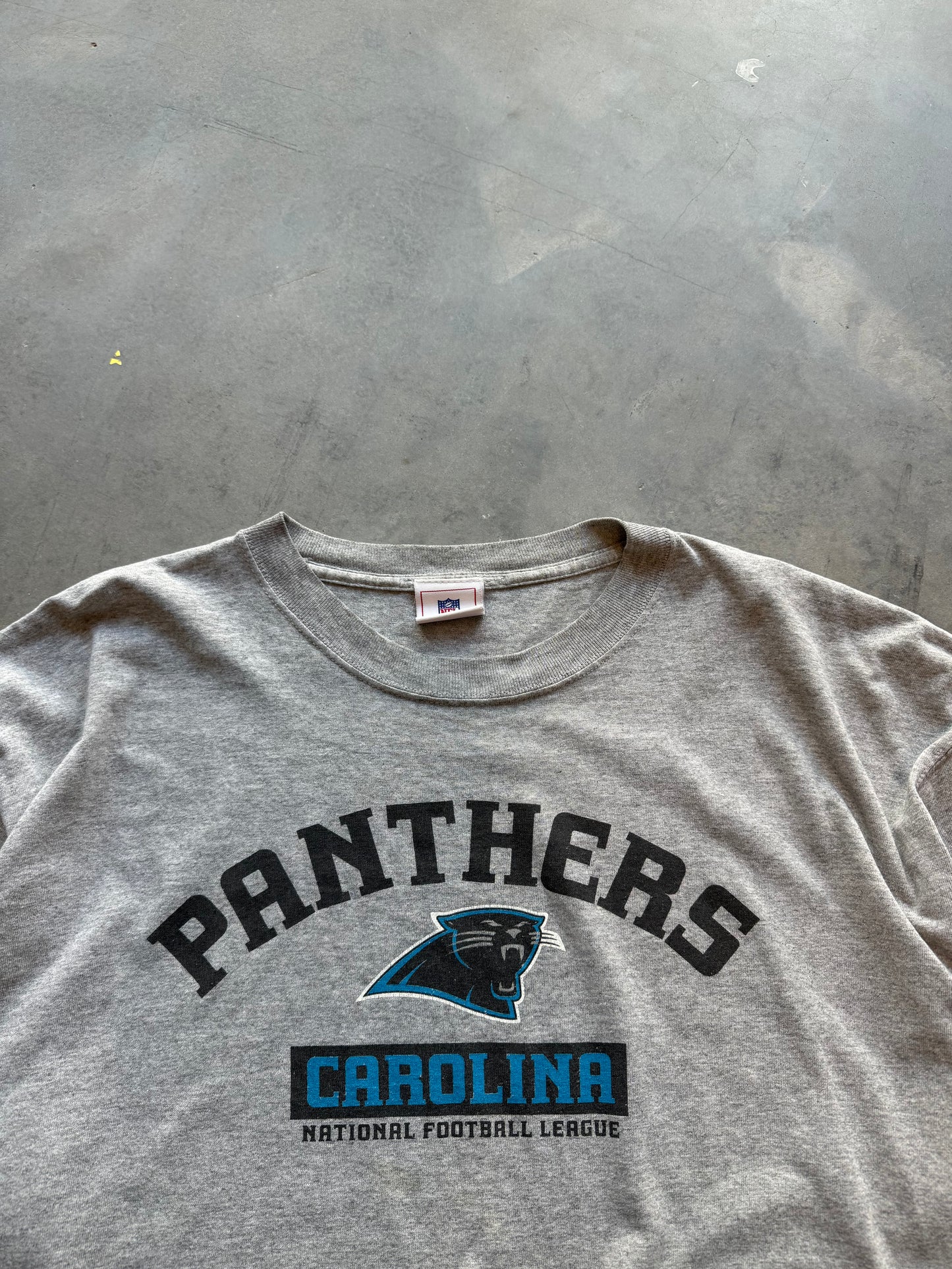 00’s Carolina Panthers Vintage Arch Logo NFL Tee (XL)