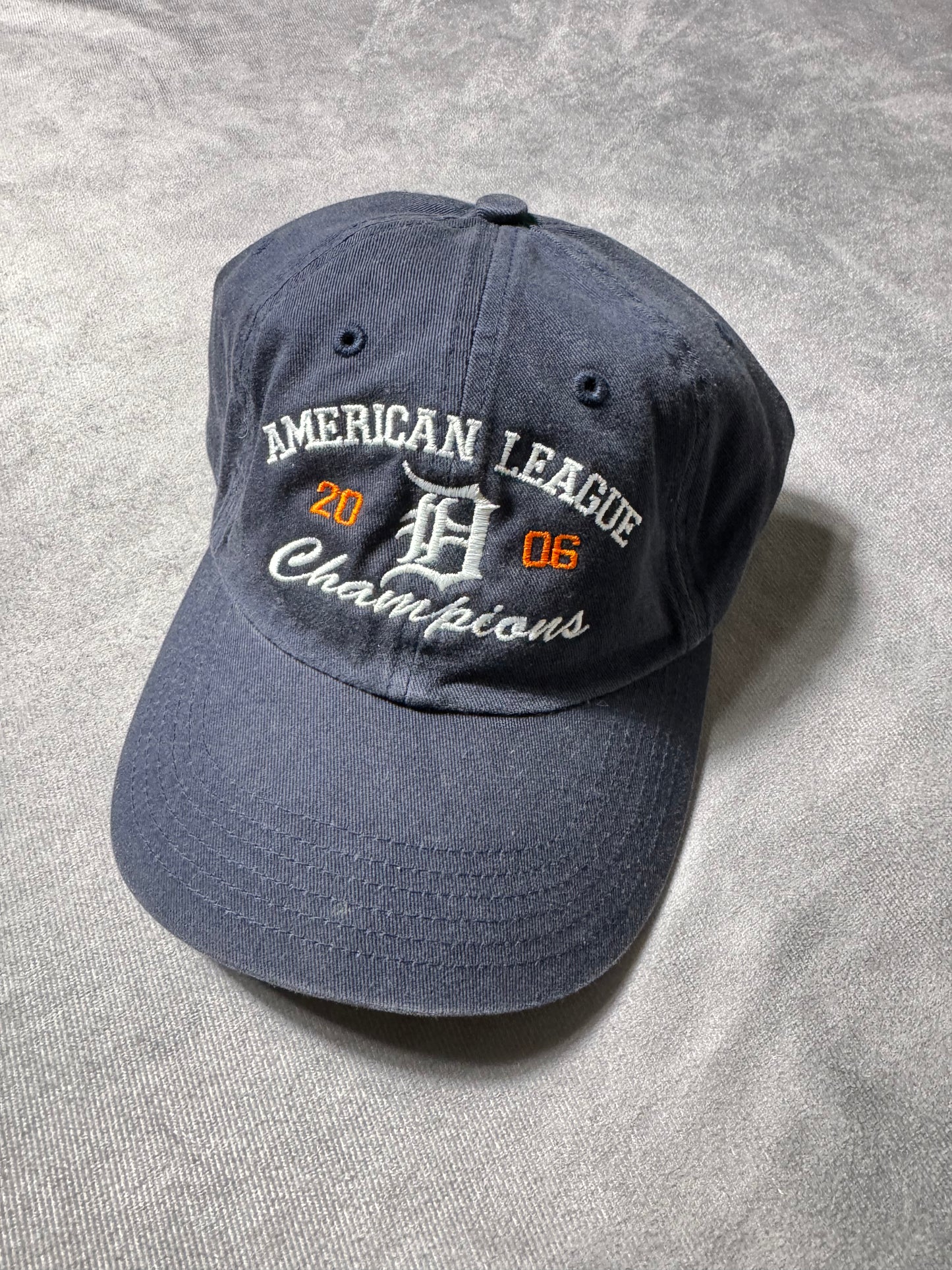 $20 STEAL (OSFA) DISCOUNT AT CHECKOUT