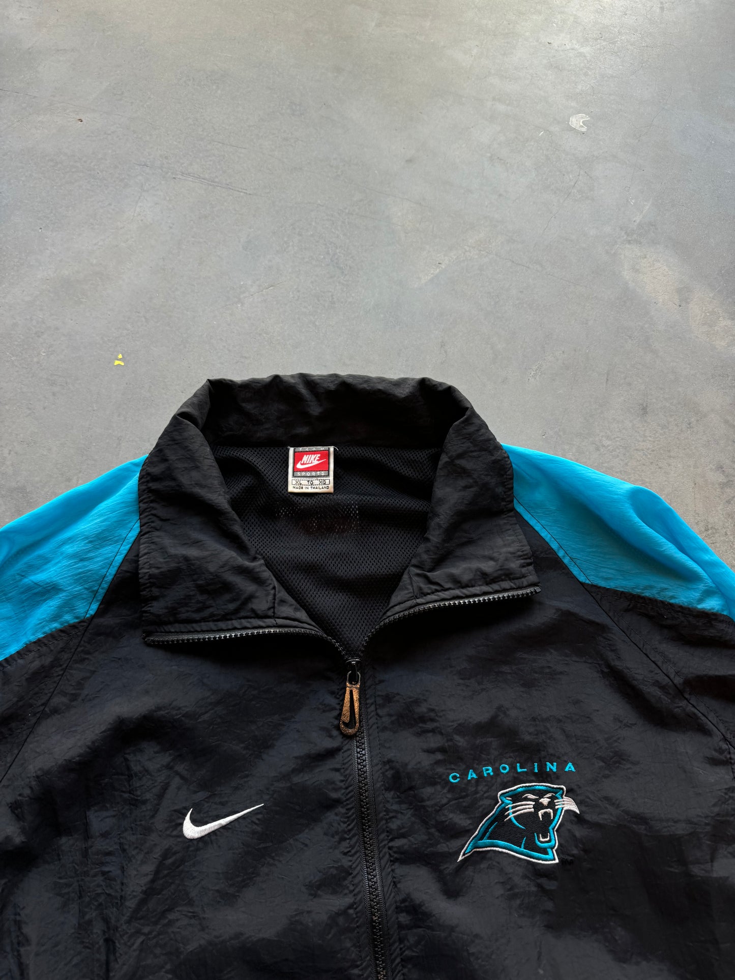 90’s Carolina Panthers Vintage Nike Team Sports NFL Pro Line Windbreaker Jacket (XL)