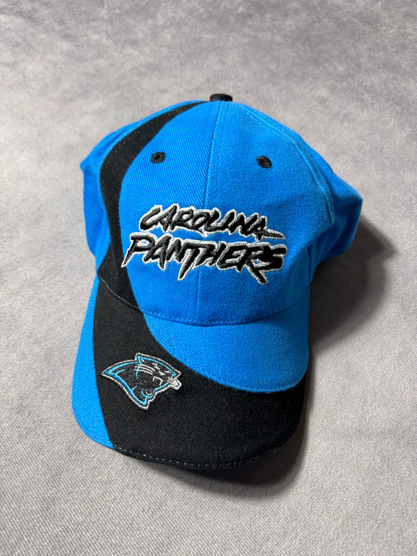 $20 STEAL (OSFA) DISCOUNT AT CHECKOUT