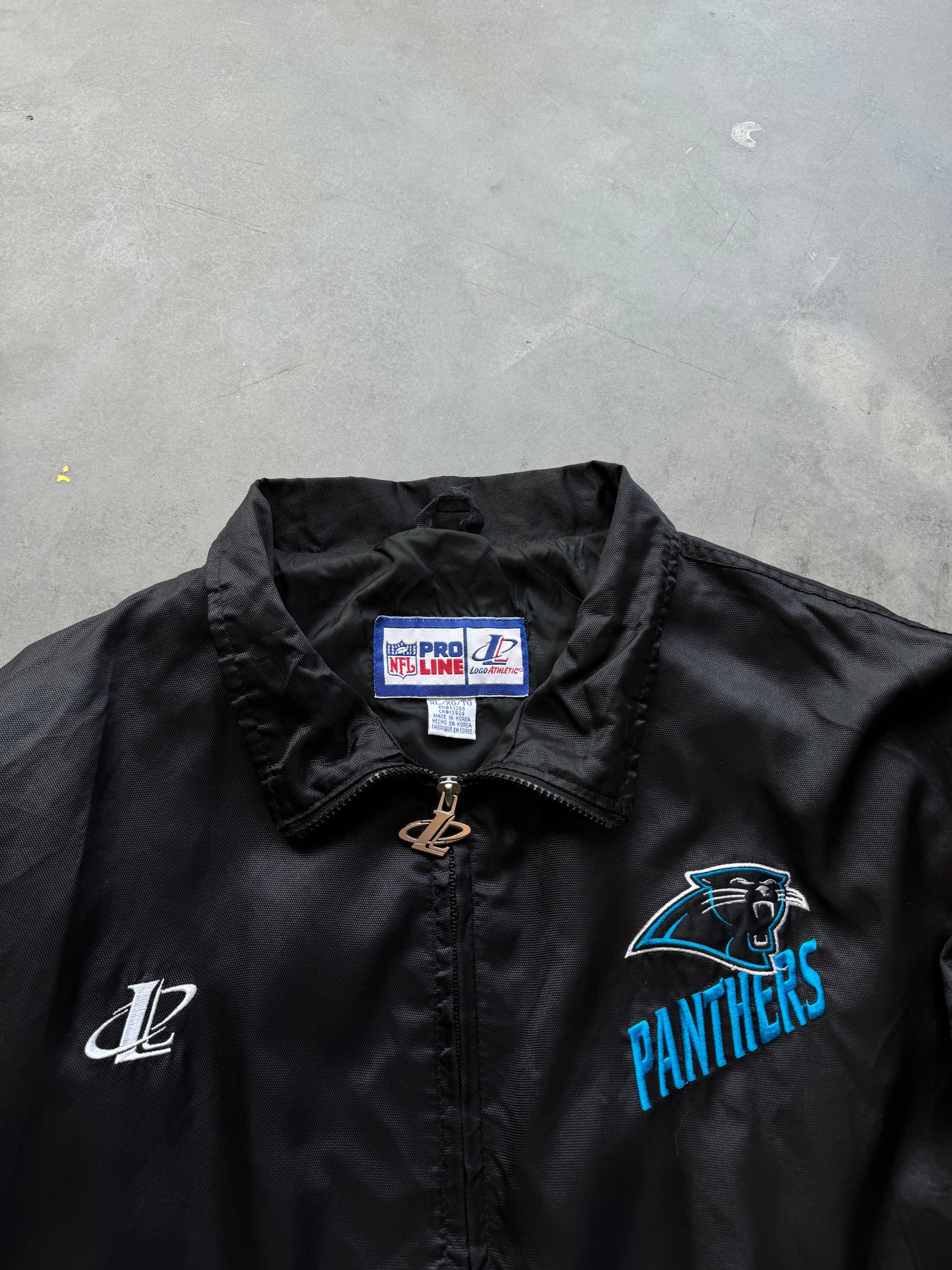 90’s Carolina Panthers Vintage Logo Athletic NFL Pro Line Embroidered Windbreaker Jacket (XL)