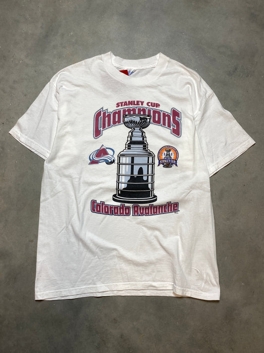 2001 Colorado Avalanche Stanley Cup Champions Vintage NHL Hockey Tee (Large)