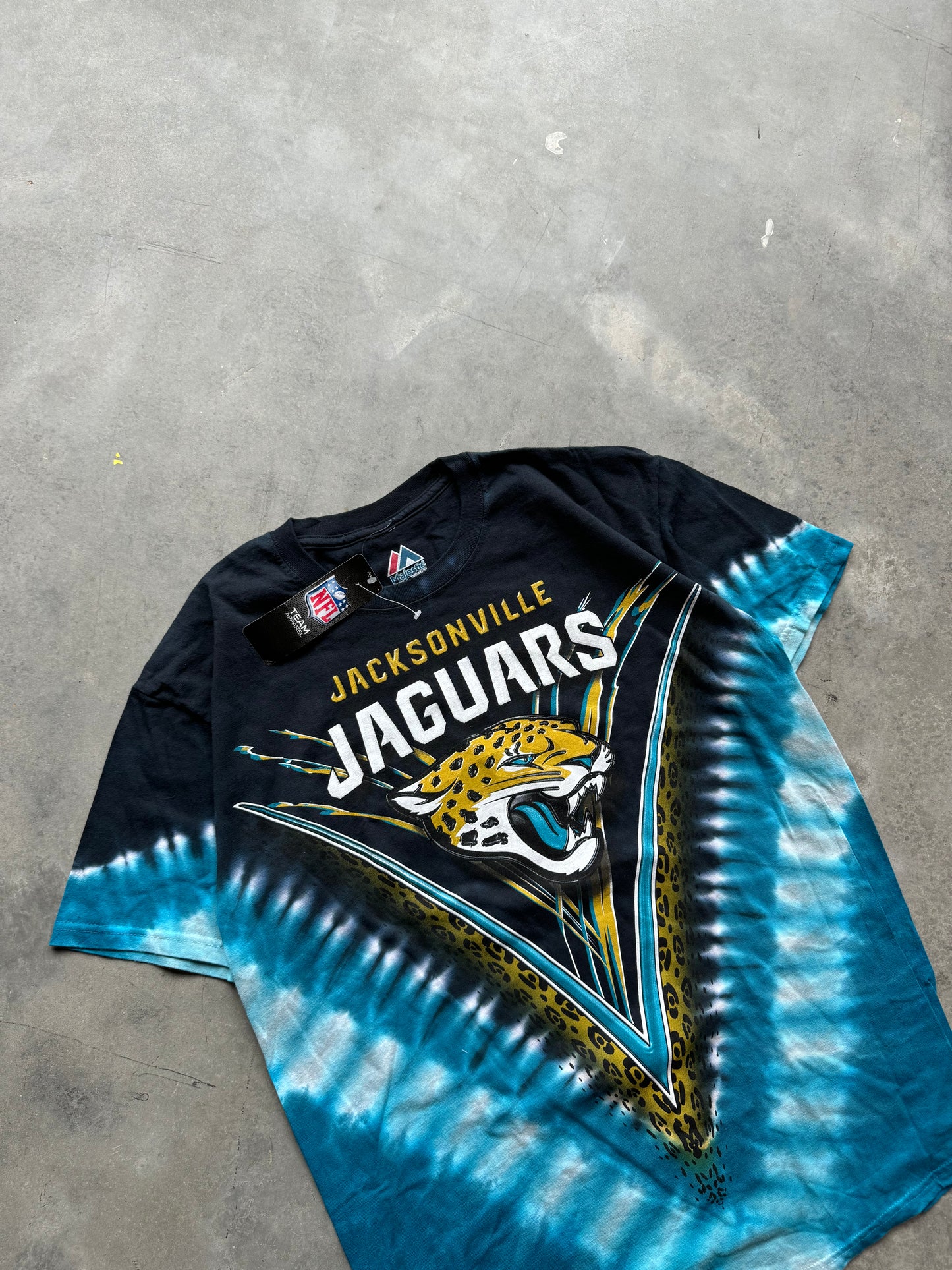 00’s Jacksonville Jaguars Tie Dye Majestic All Over Print NFL Tee - Deadstock (Large)