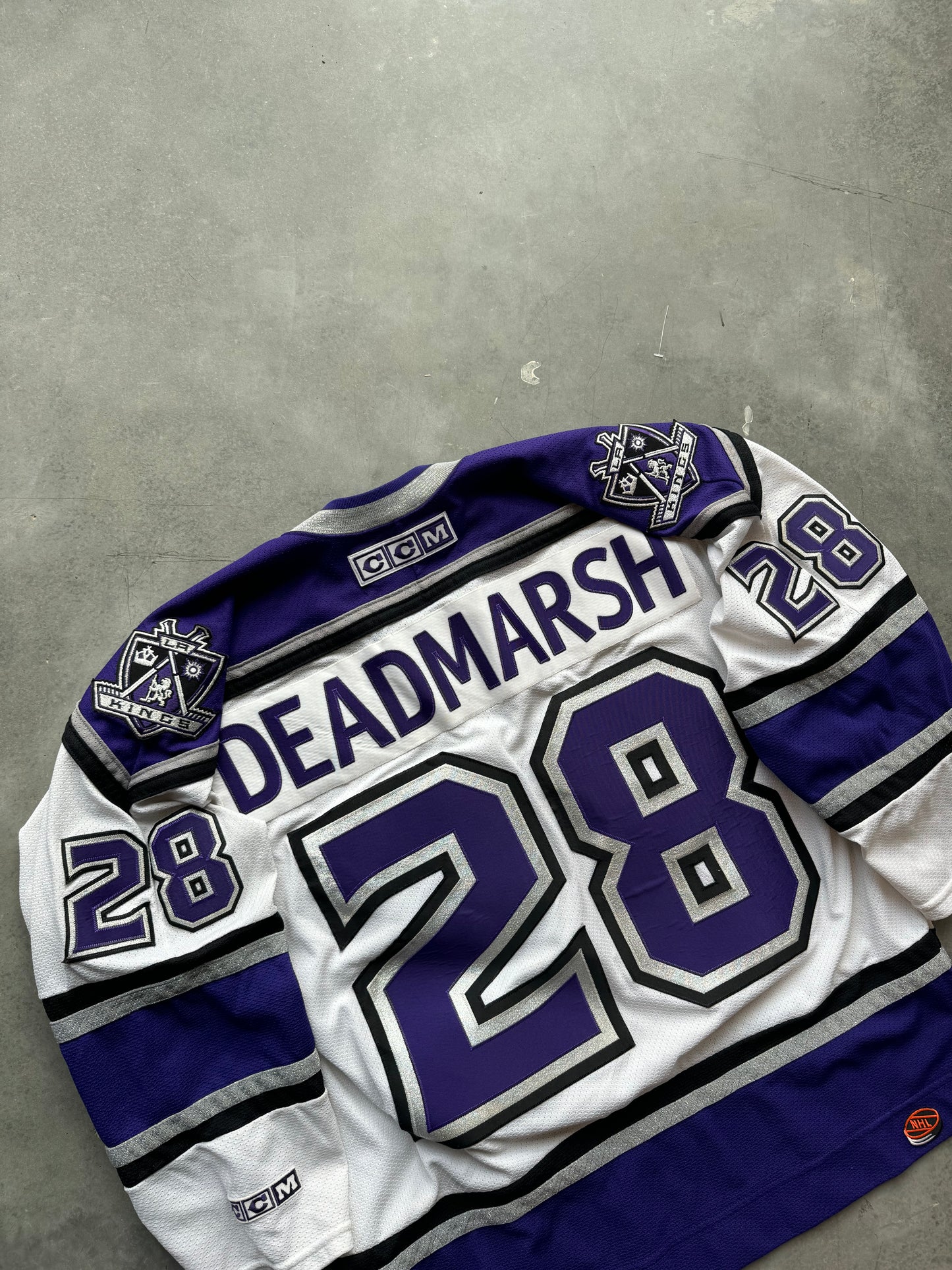 00’s Los Angeles Kings Adam Deadmarsh Vintage CCM Authentic Hockey Jersey (Large)