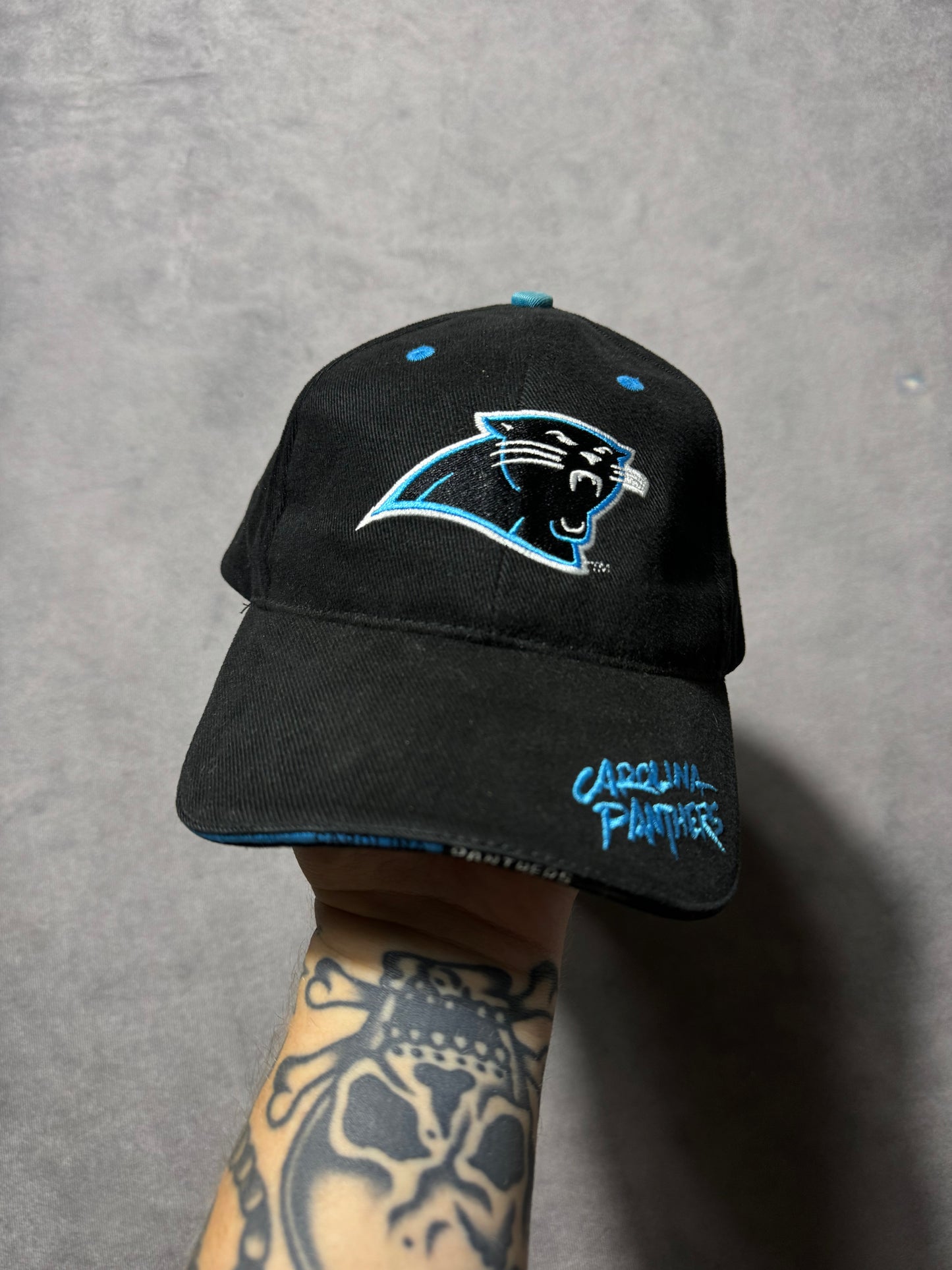 $20 STEAL (OSFA) DISCOUNT AT CHECKOUT
