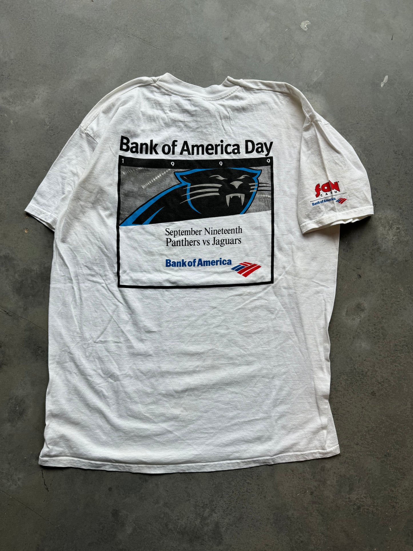 1999 Carolina Panthers vs. Jacksonville Jaguars “Bank of America Day” Vintage NFL Tee (XXL)