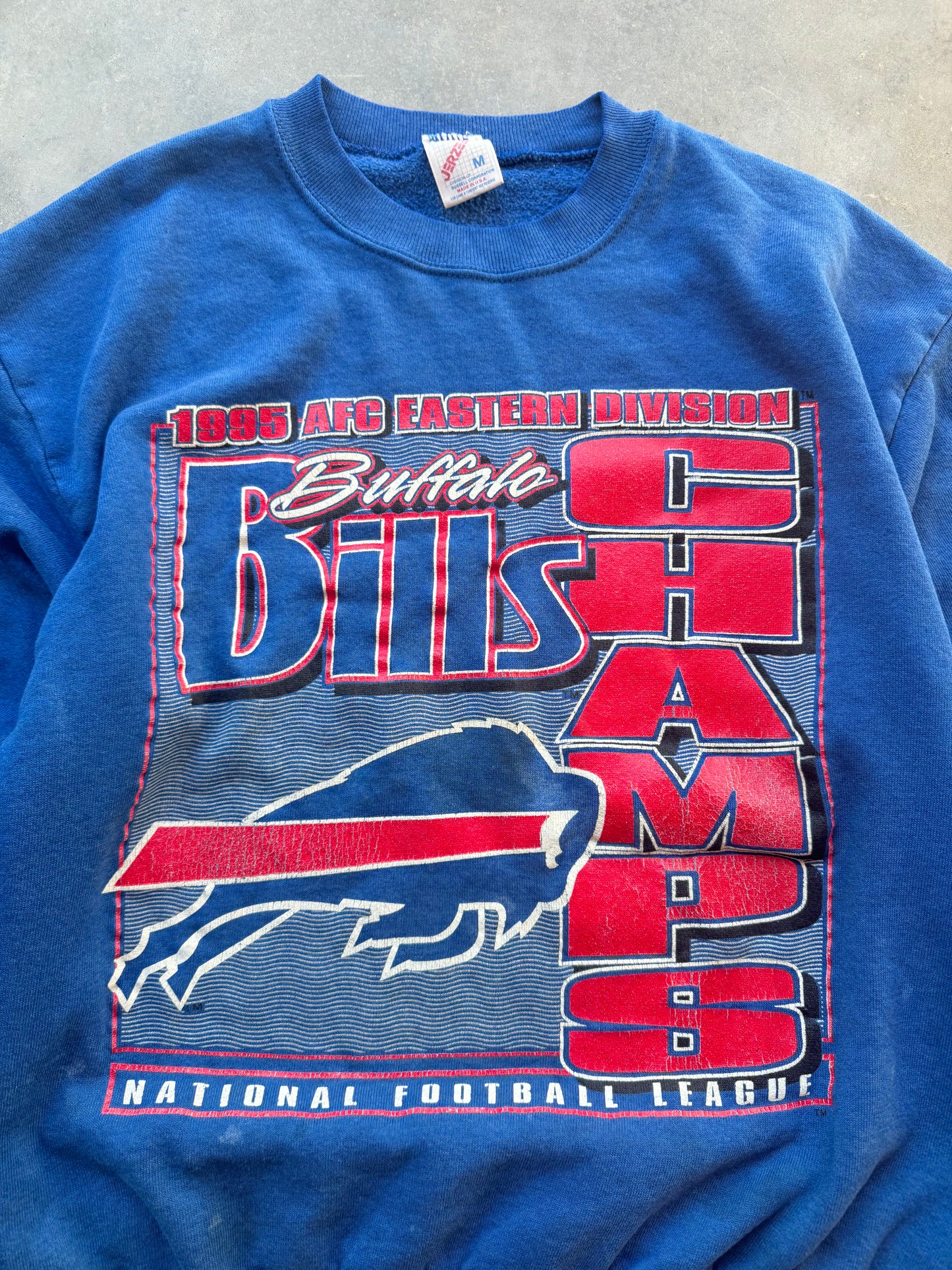 1995 Buffalo Bills AFC East Champions Vintage Distressed NFL Crewneck (Medium)