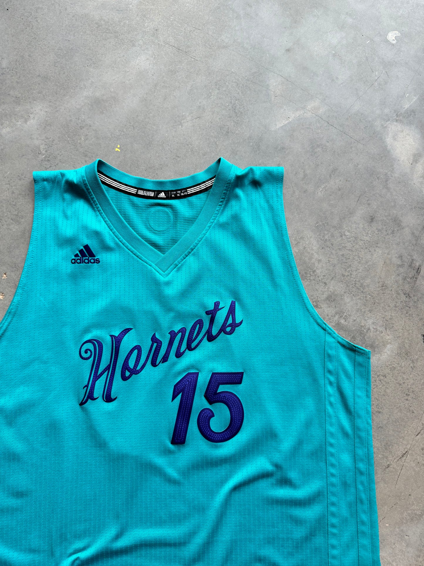 2016 Charlotte Hornets Kemba Walker Christmas Day Style Adidas Swingman NBA Jersey (XL)