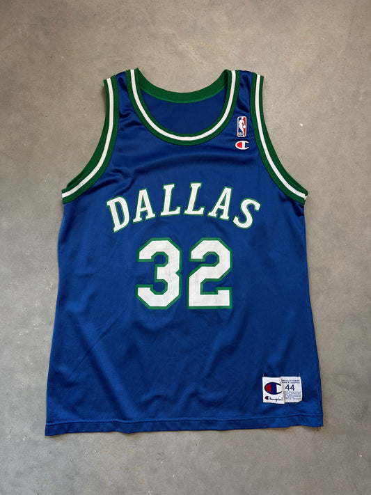 90’s Dallas Mavericks Jamal Mashburn Vintage Champion NBA Jersey (44/Large)