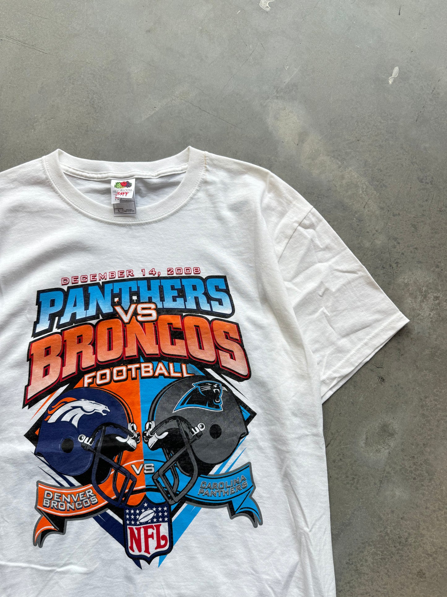 2008 Carolina Panthers vs. Denver Broncos Vintage NFL Match Up Tee - Deadstock (Large)