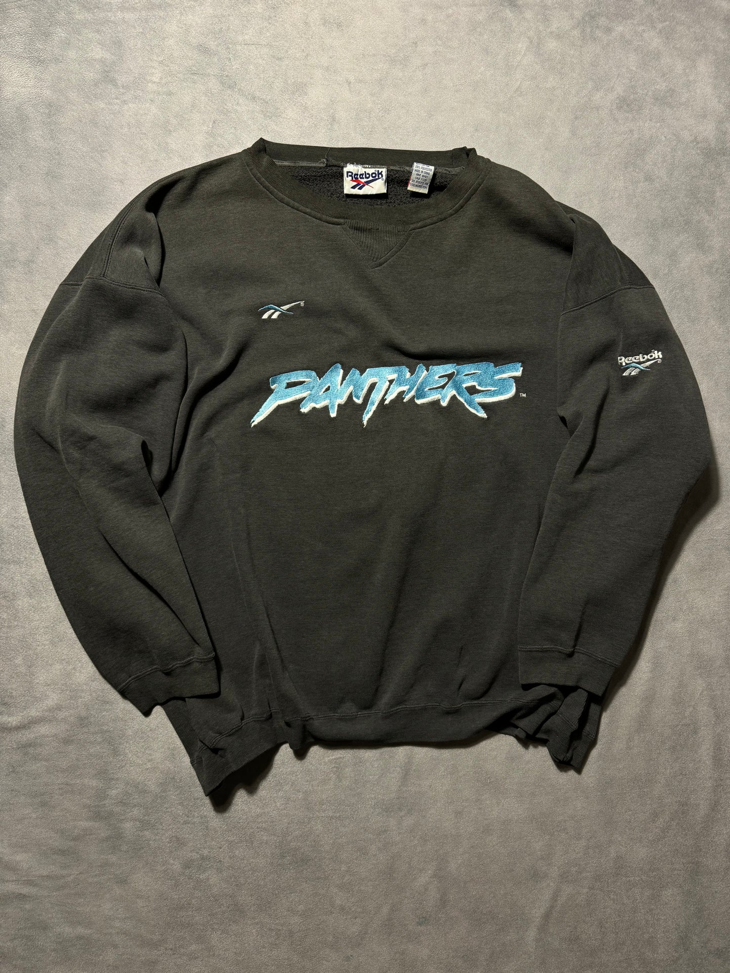 1995 Carolina Panthers Vintage Faded Black Reebok Embroidered Cat Scratch Font NFL Crewneck (XXL)
