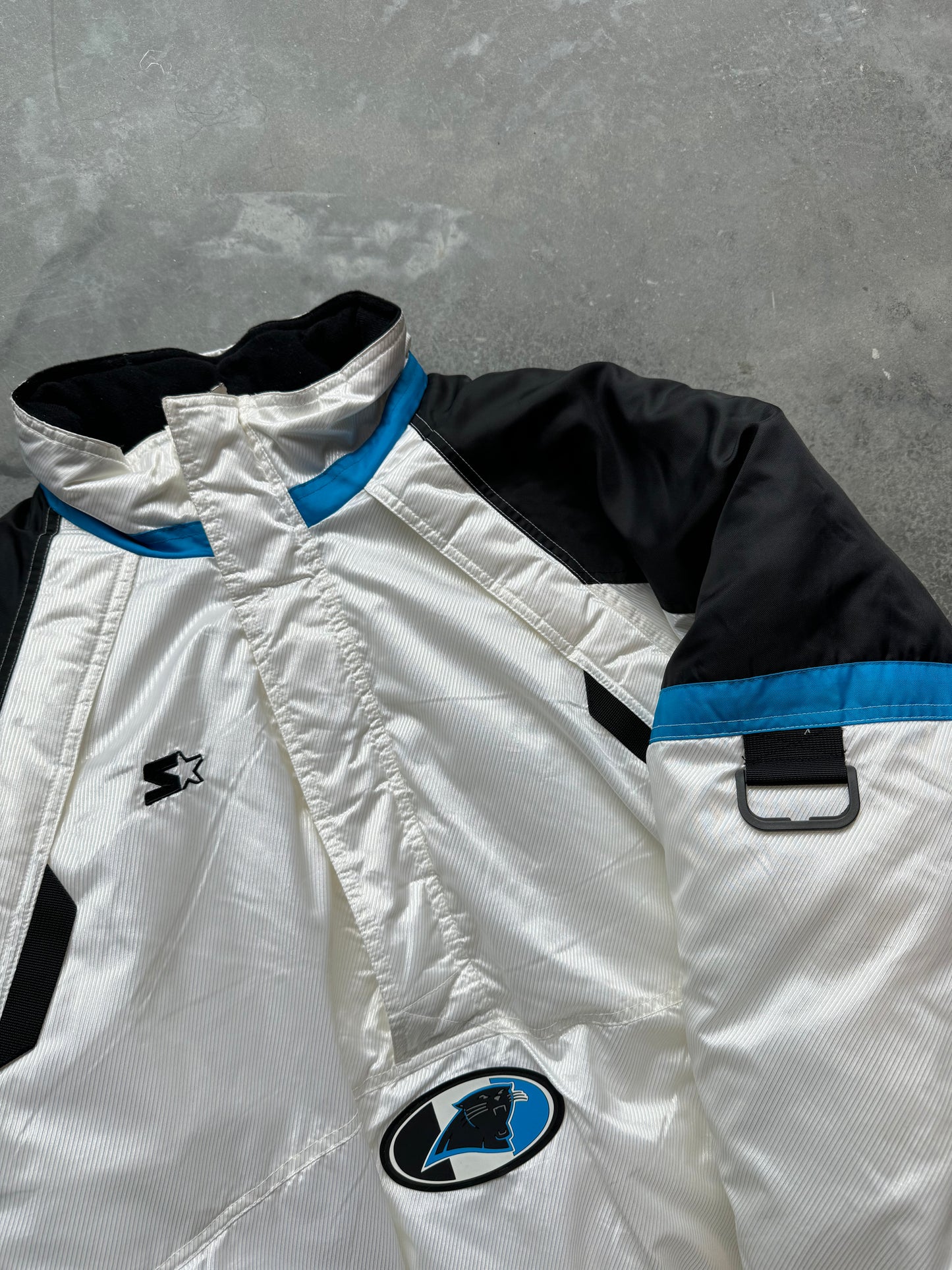 90’s Carolina Panthers Vintage White Starter Half Zip NFL Puffer Jacket (Large)