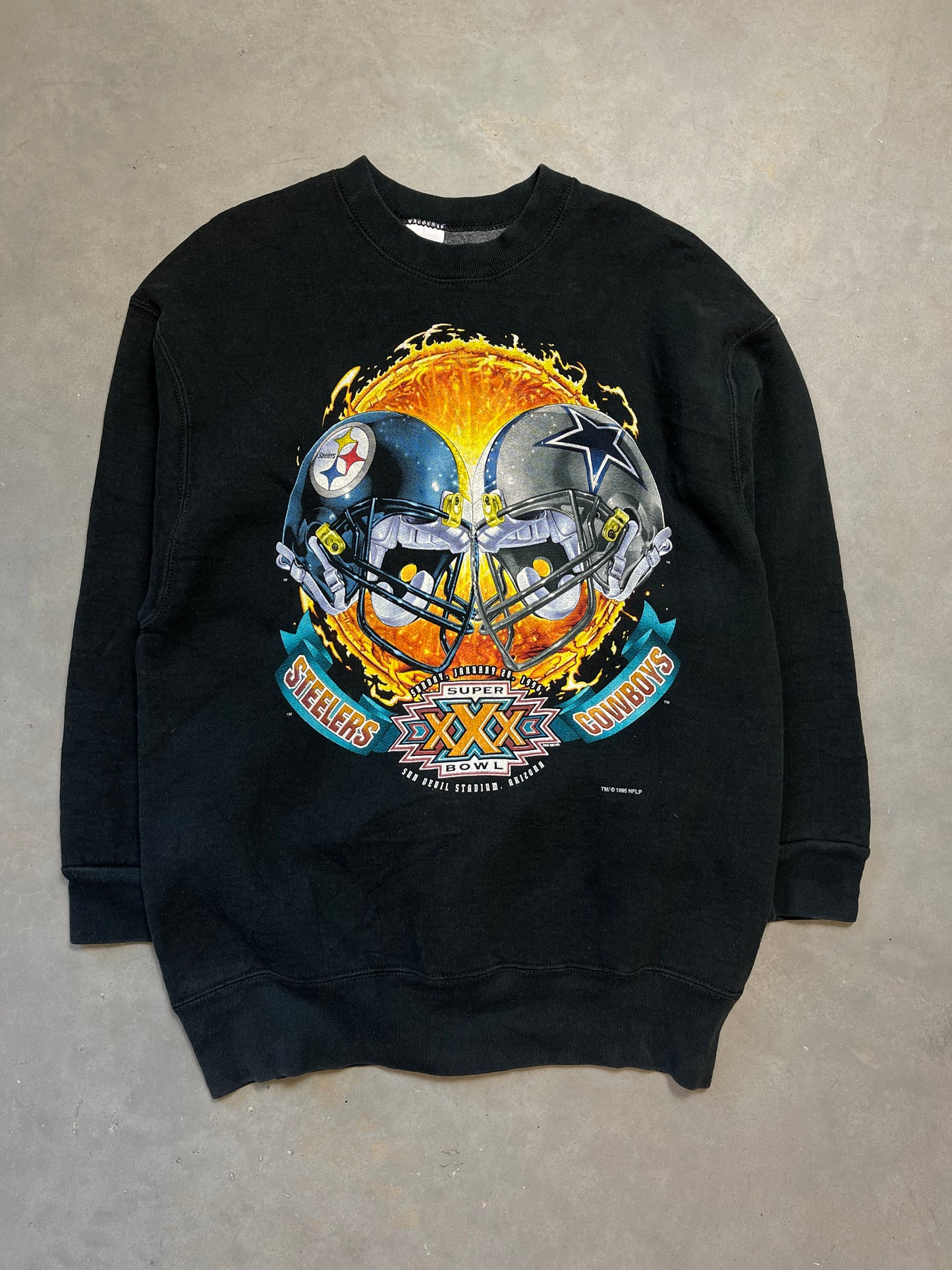 1996 Pittsburgh Steelers vs. Dallas Cowboys Super Bowl XXX Vintage Salem Sportswear Match Up NFL Crewneck (Large)