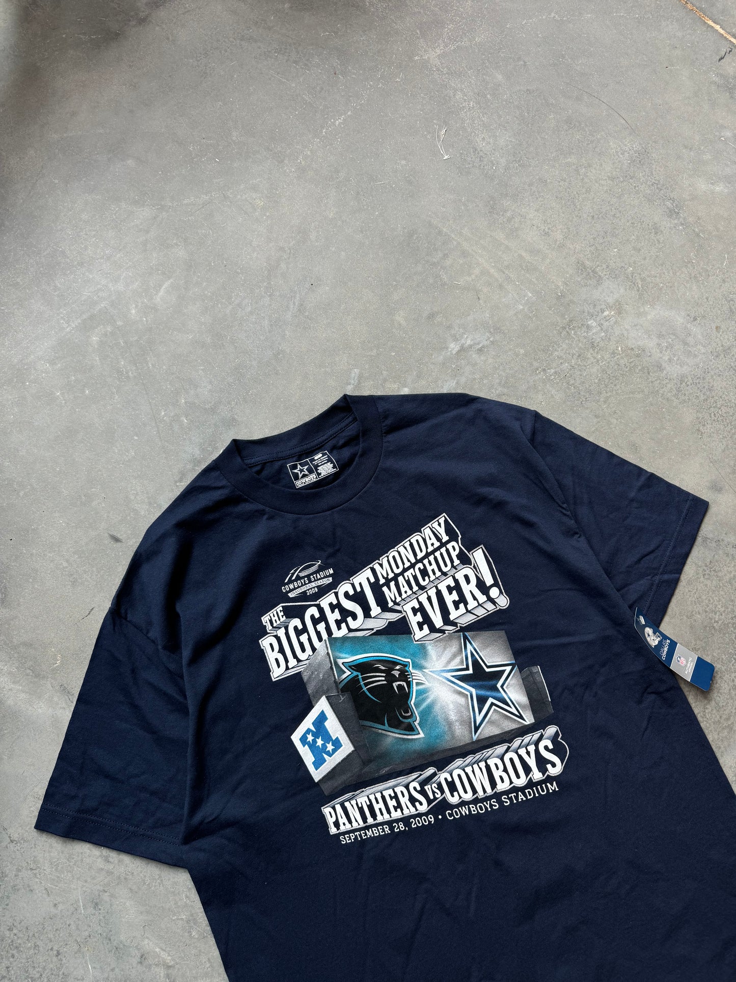 2009 Carolina Panthers vs. Dallas Cowboys “The Biggest Monday Matchup Ever!” NFL Tee - Deadstock (Large)