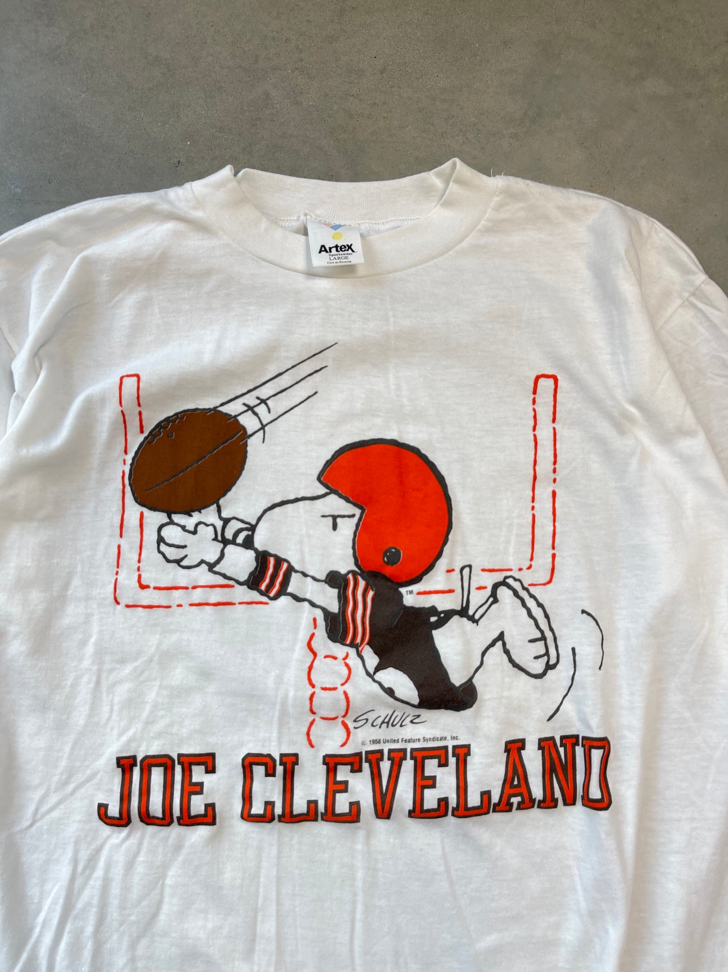 90’s Cleveland Browns Vintage Snoopy NFL Tee (Large)